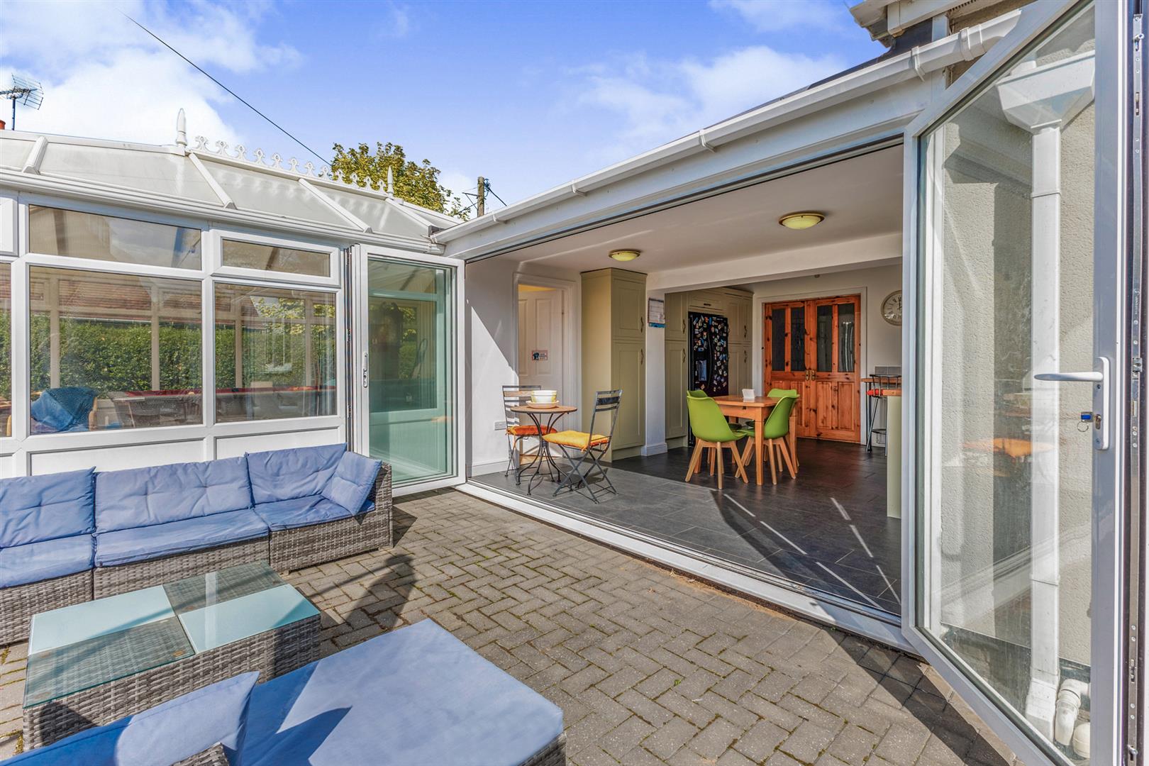 4 bedroom detached bungalow for sale, Nuneaton Road, Bedworth, CV12