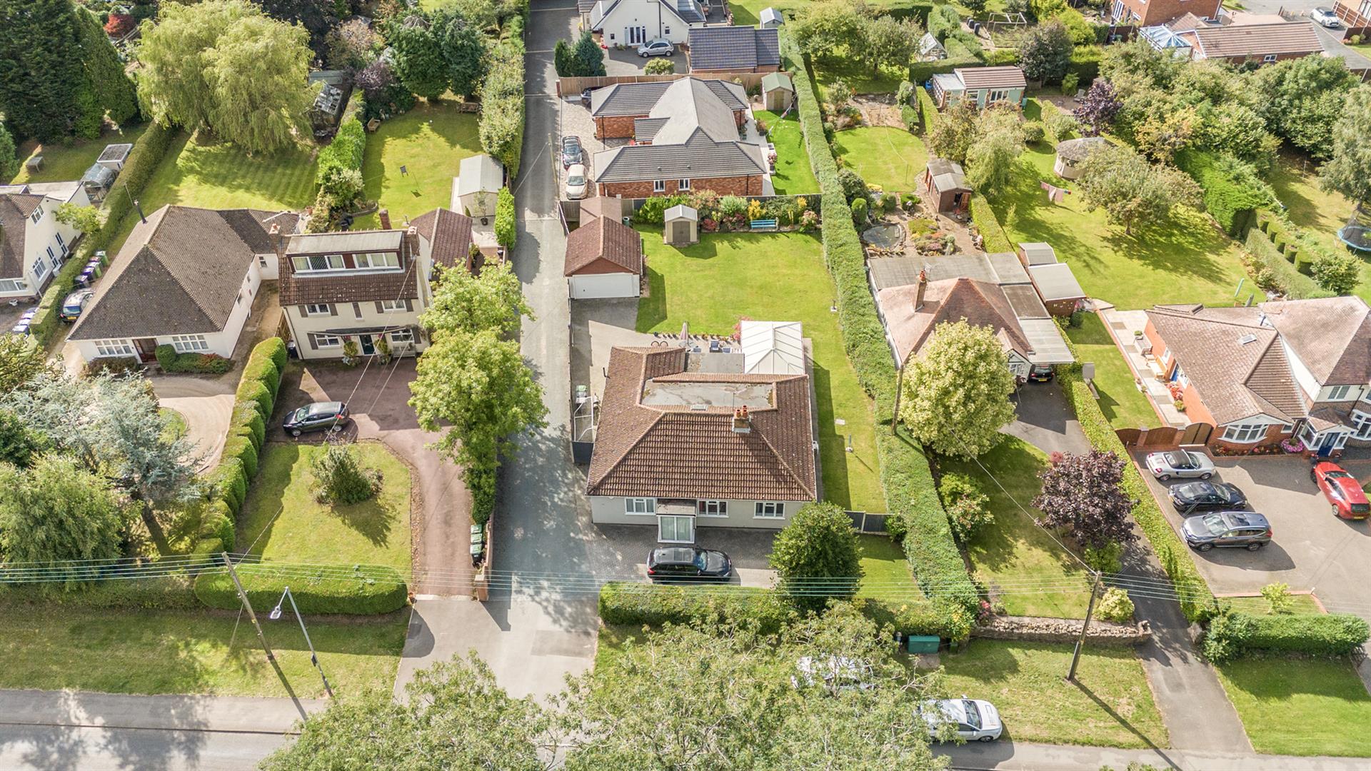 4 bedroom detached bungalow for sale, Nuneaton Road, Bedworth, CV12