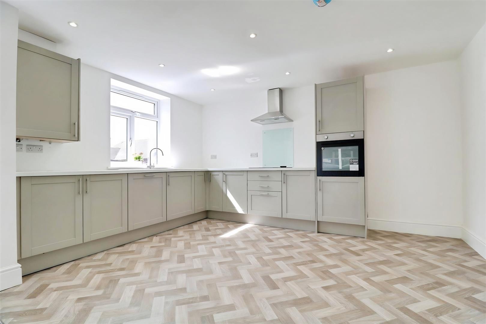 3 bedroom house for sale, Chapel Street, Stoke-On-Trent, ST7, photo 3