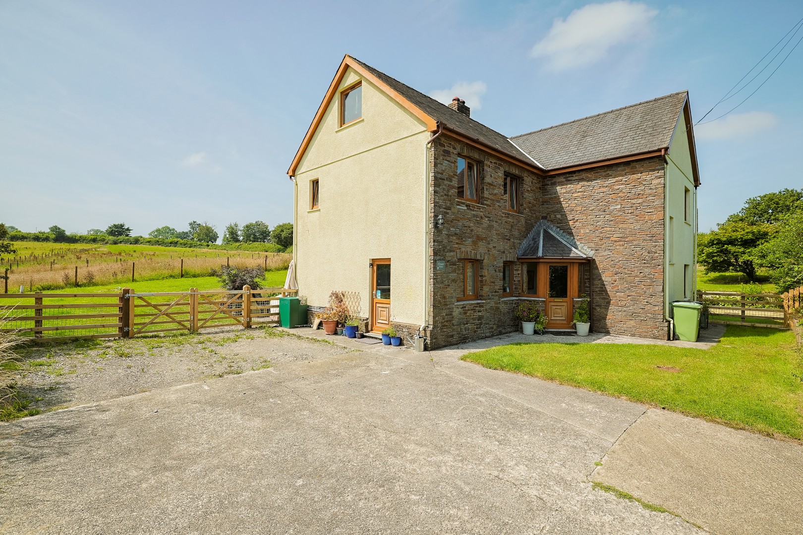 4 bedroom detached house for sale, Clover House, Whitland, SA34