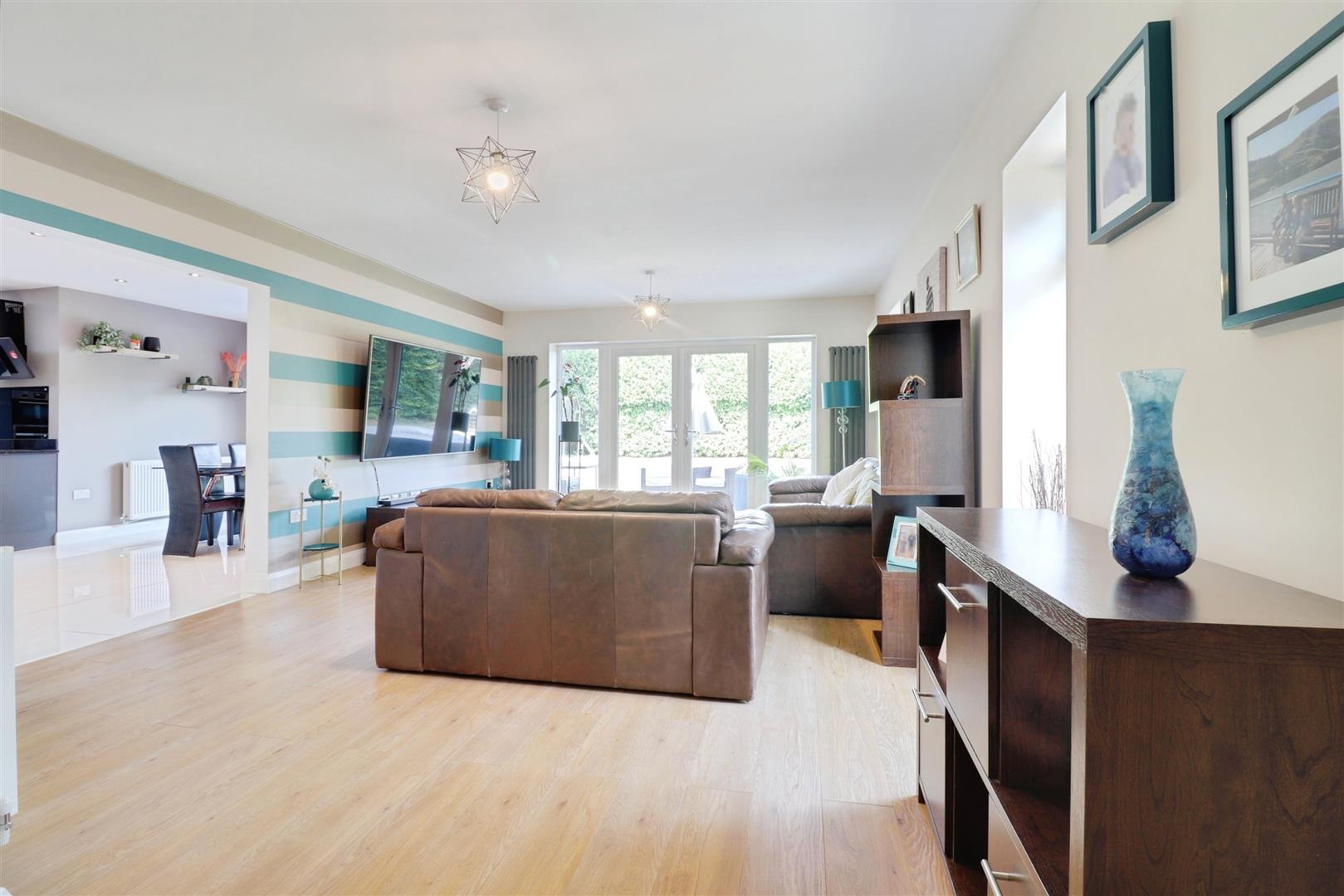 7 bedroom house for sale, Pikemere Road, Stoke-On-Trent, ST7, photo 6 of 20