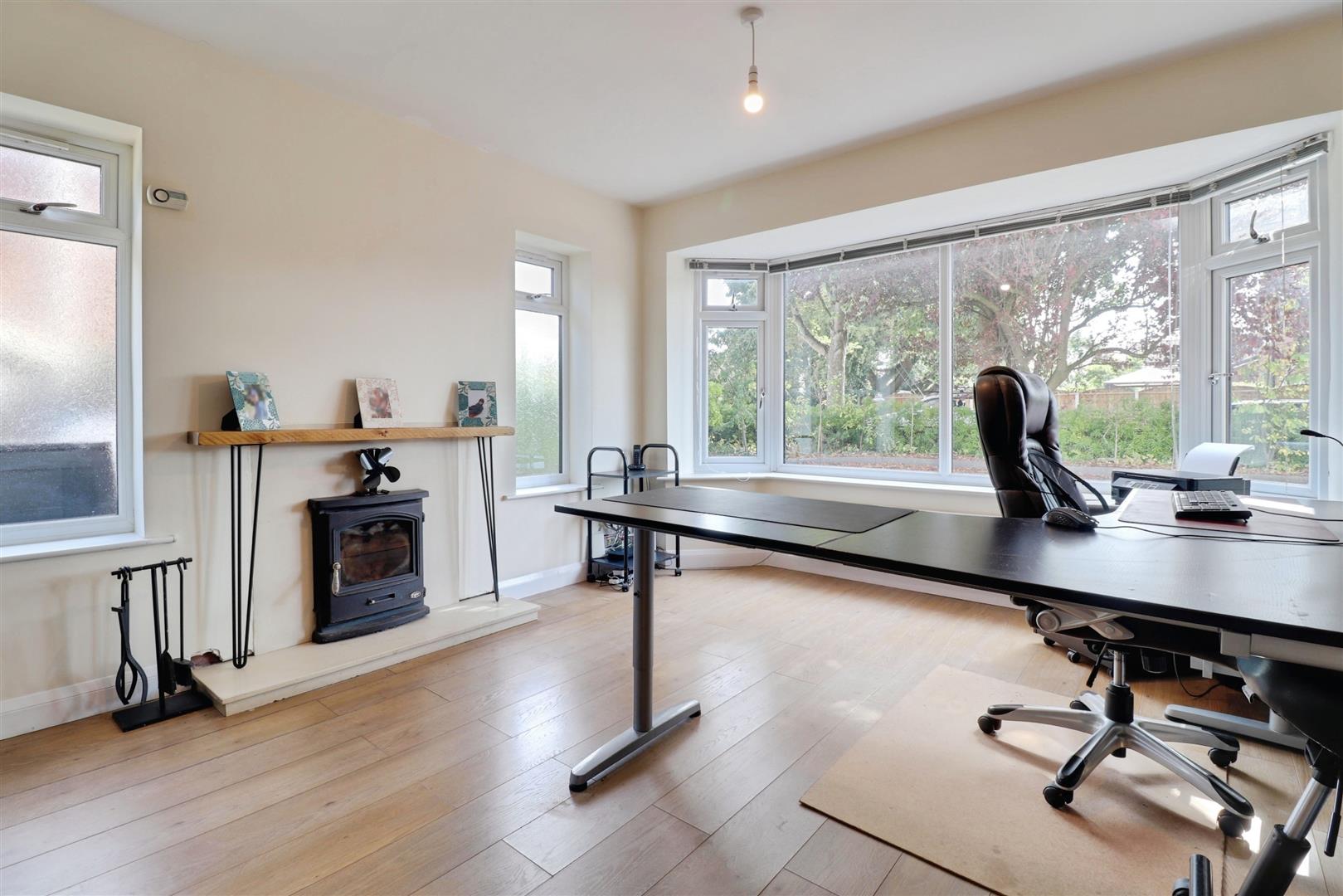 7 bedroom house for sale, Pikemere Road, Stoke-On-Trent, ST7, photo 9 of 20