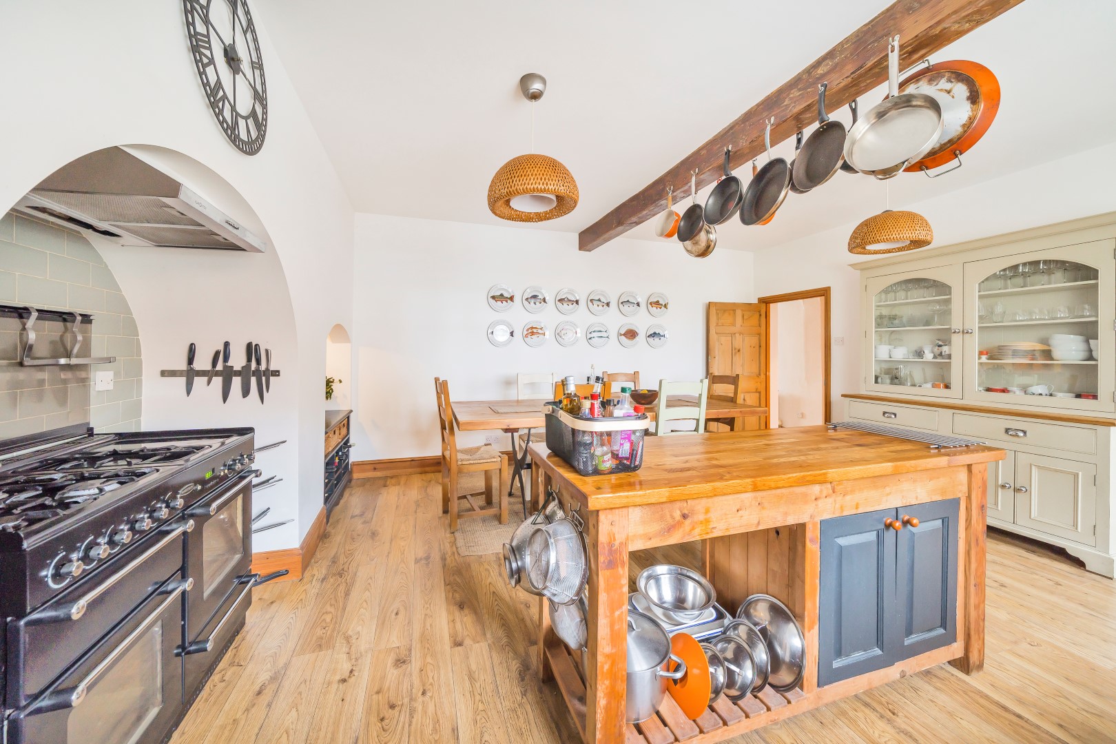 6 bedroom detached house for sale, Dale Farm House Bartindale Road, Filey, YO14