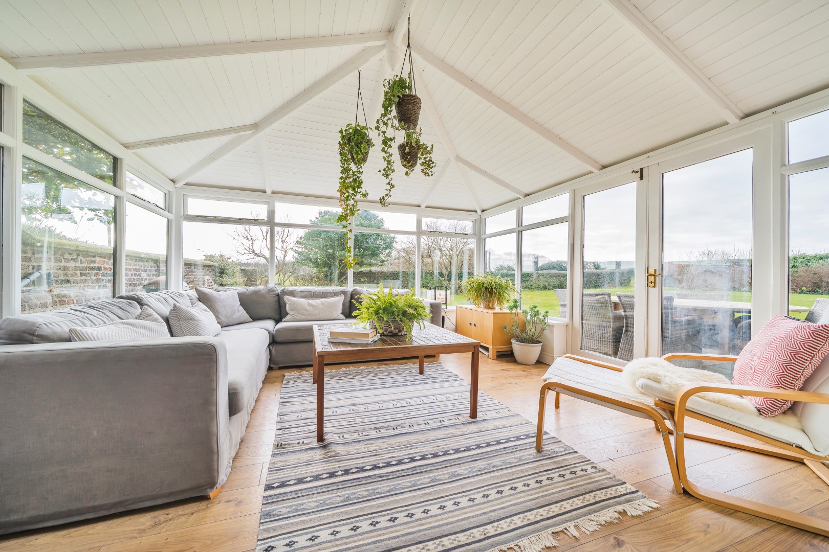 6 bedroom detached house for sale, Dale Farm House Bartindale Road, Filey, YO14