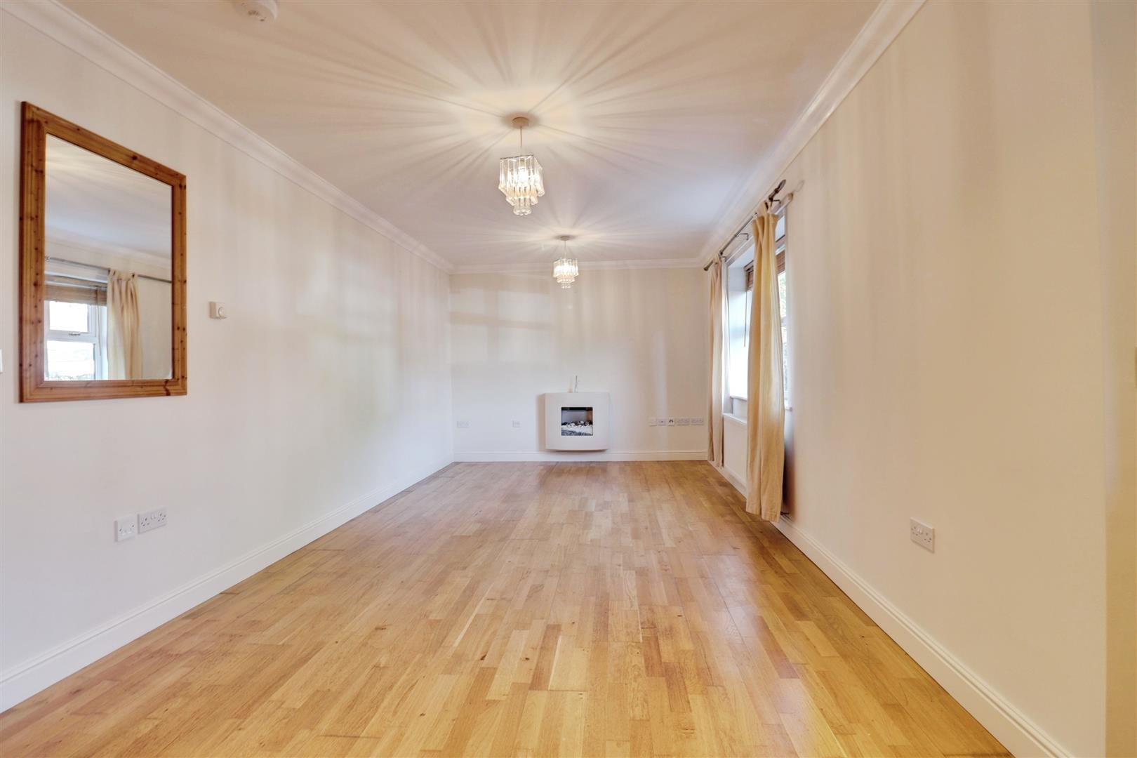 2 bedroom flat for sale, The Mill, Newcastle, ST5, photo 5