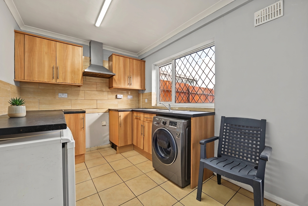 3 bedroom mid-terraced house for sale, Butlin Road, Coventry, CV6