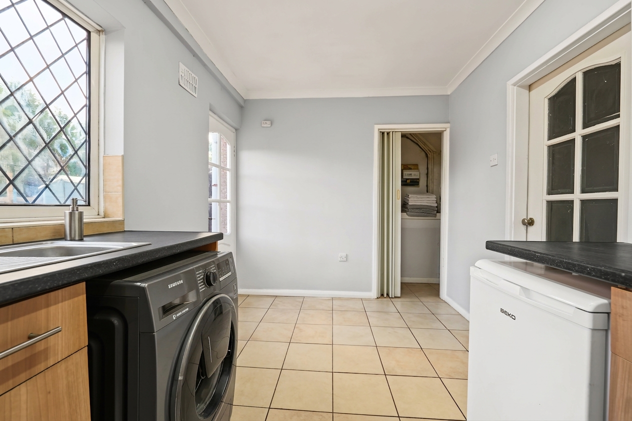 3 bedroom mid-terraced house for sale, Butlin Road, Coventry, CV6