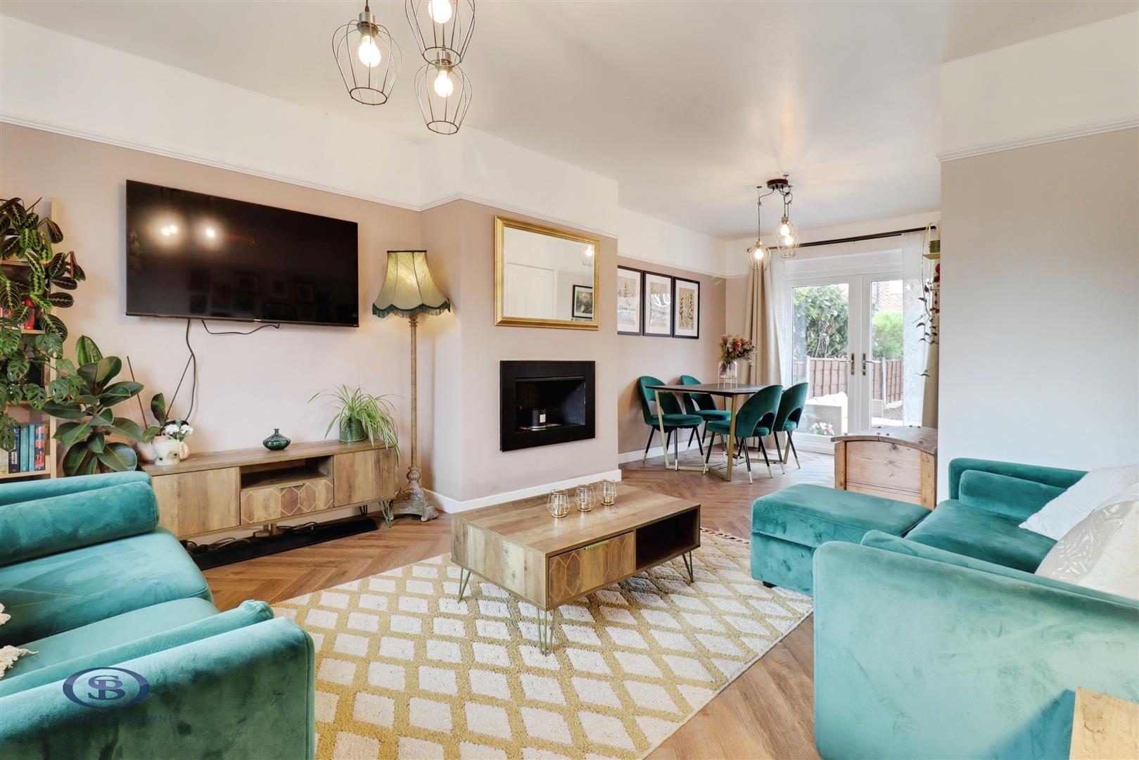 3 bedroom house for sale, Latham Road, Sandbach, CW11, photo 3