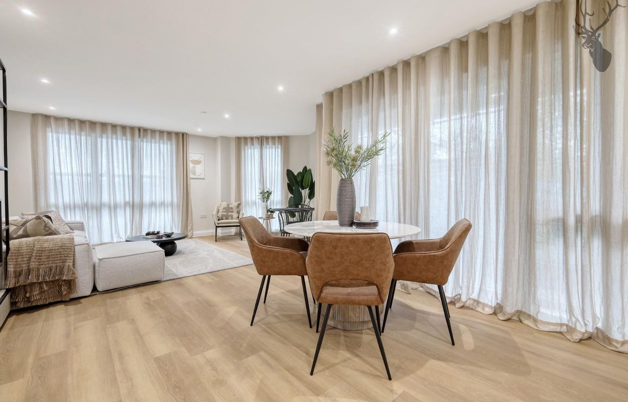 2 bedroom apartment for sale, Novella House, Chigwell, IG7, photo 10 of 20
