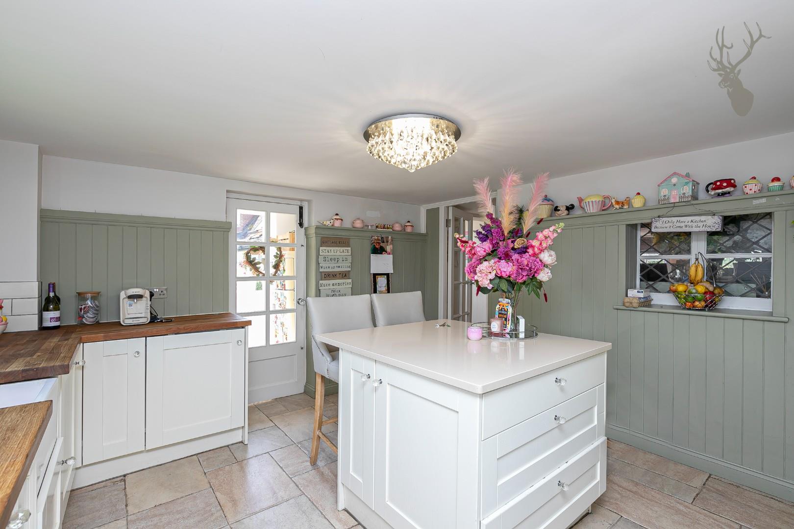 3 bedroom detached house for sale, Fairlawn Epping Road, Waltham Abbey, EN9, photo 17 of 20