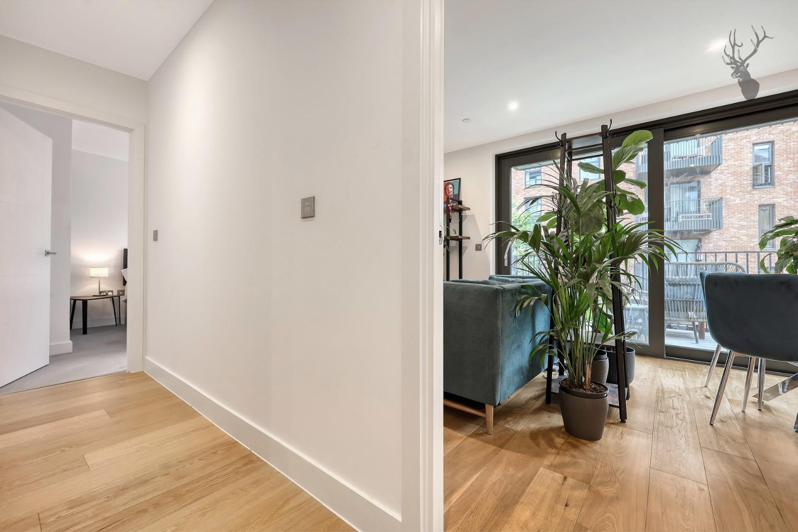 1 bedroom apartment for sale, Lorimer House, London, E3, photo 12 of 13