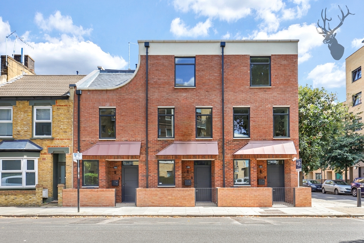 3 bedroom terraced house for sale, Morris Road, London, E14, photo 2