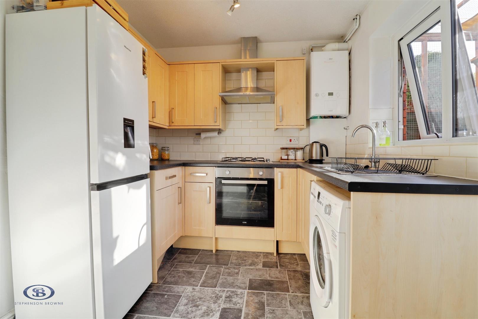 2 bedroom house for sale, Bailey Court, Stoke-On-Trent, ST7, photo 2