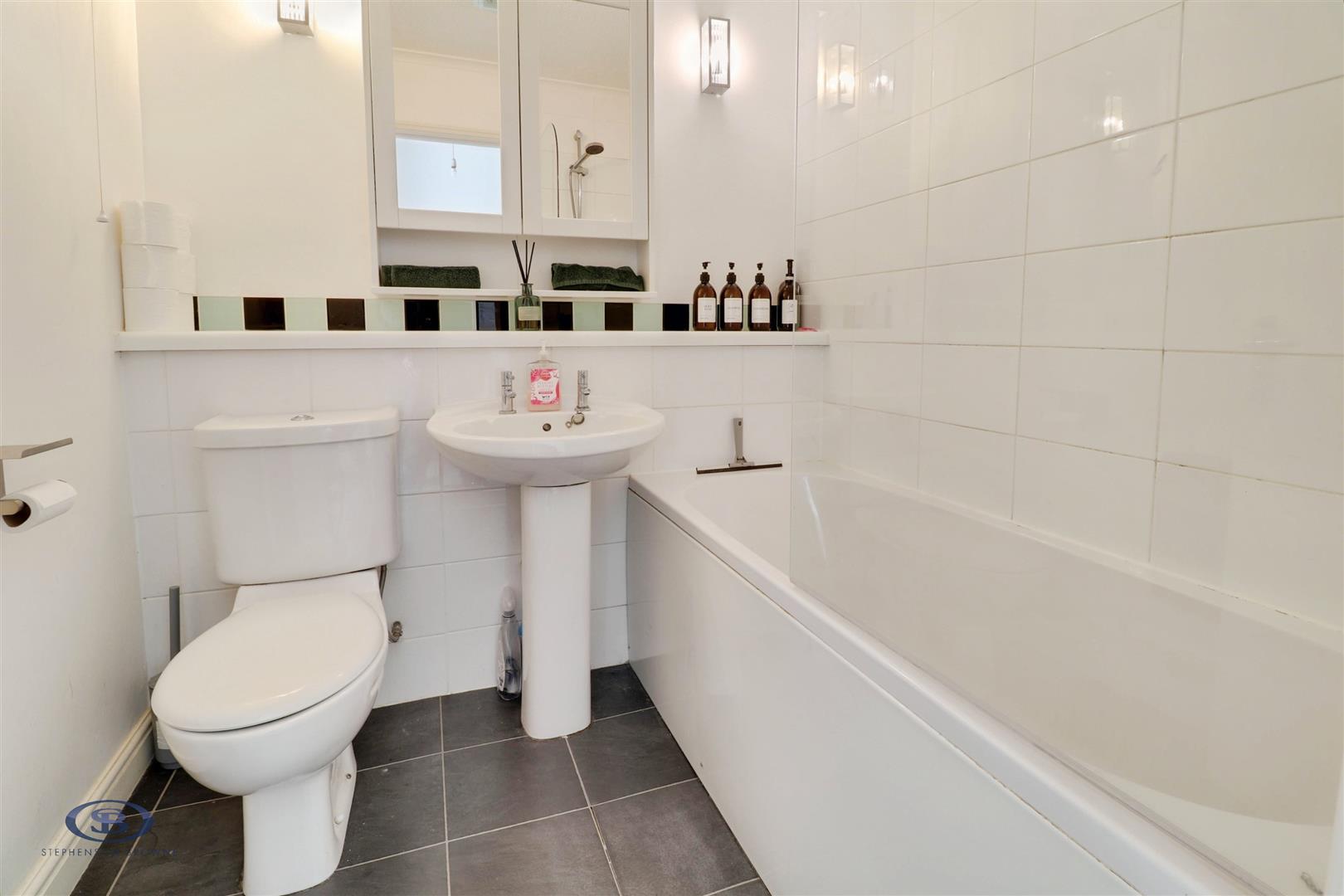 2 bedroom house for sale, Bailey Court, Stoke-On-Trent, ST7, photo 11 of 15