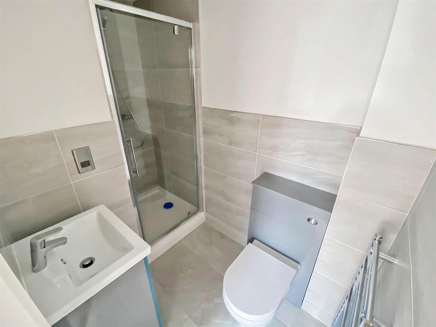 2 bedroom flat for sale, Berkeley Court, Coventry, CV5