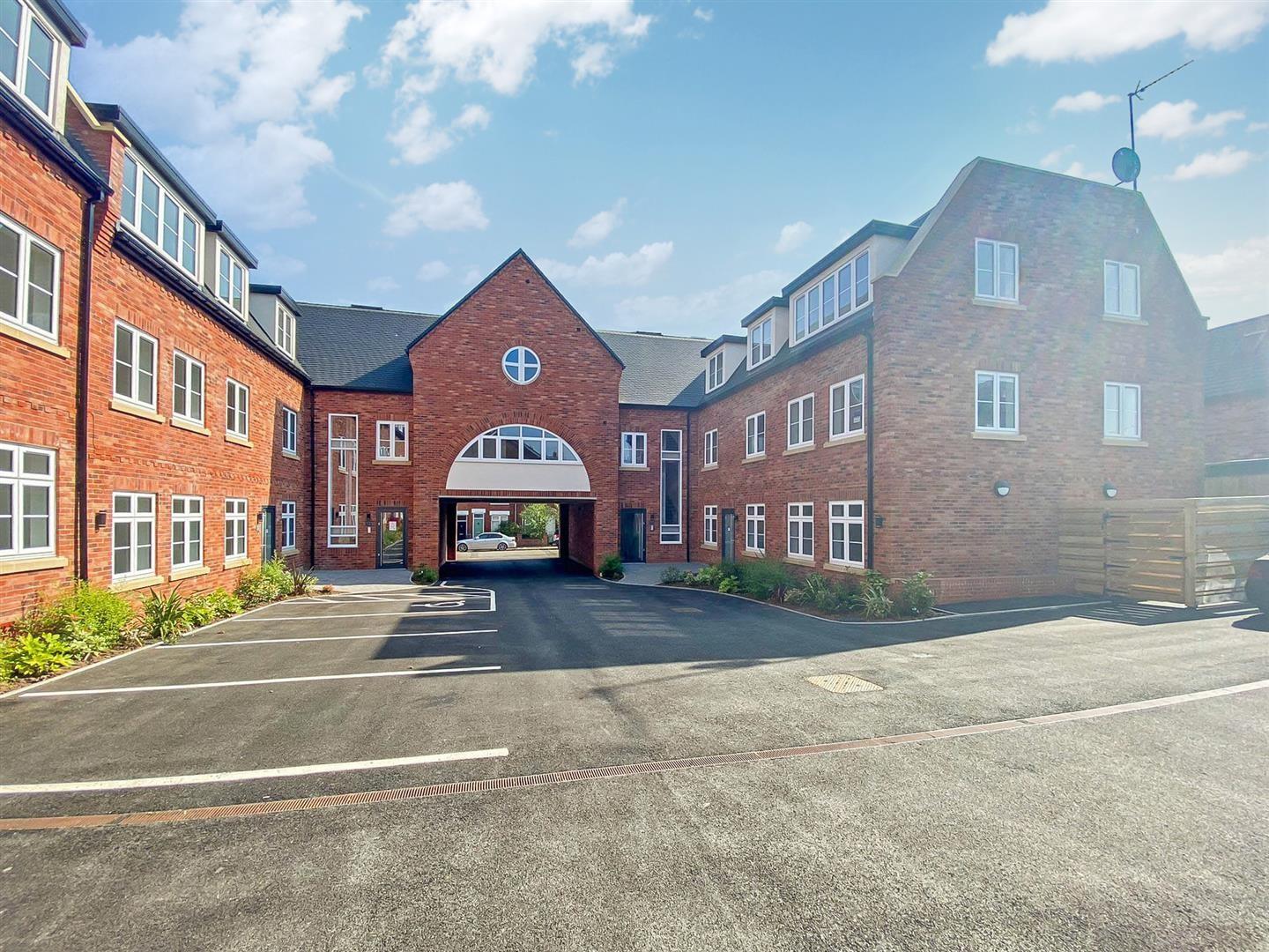 2 bedroom flat for sale, Berkeley Court, Coventry, CV5