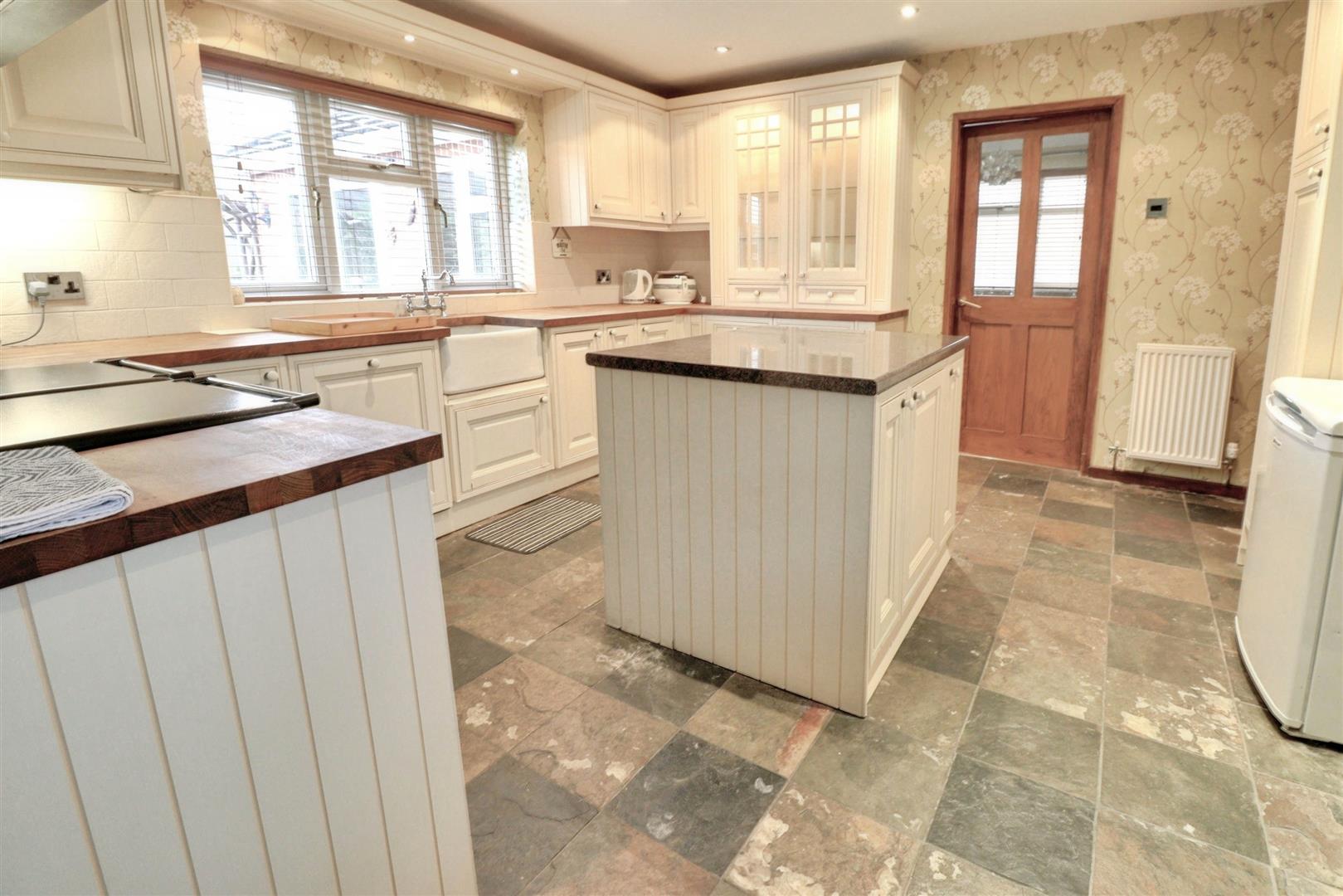 2 bedroom house for sale, Stoneley Road, Crewe, CW1, photo 6 of 20