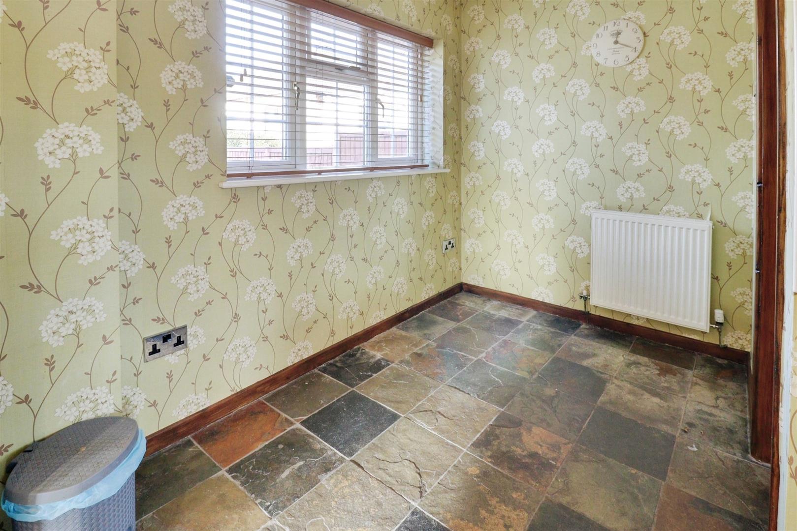 2 bedroom house for sale, Stoneley Road, Crewe, CW1, photo 9 of 20