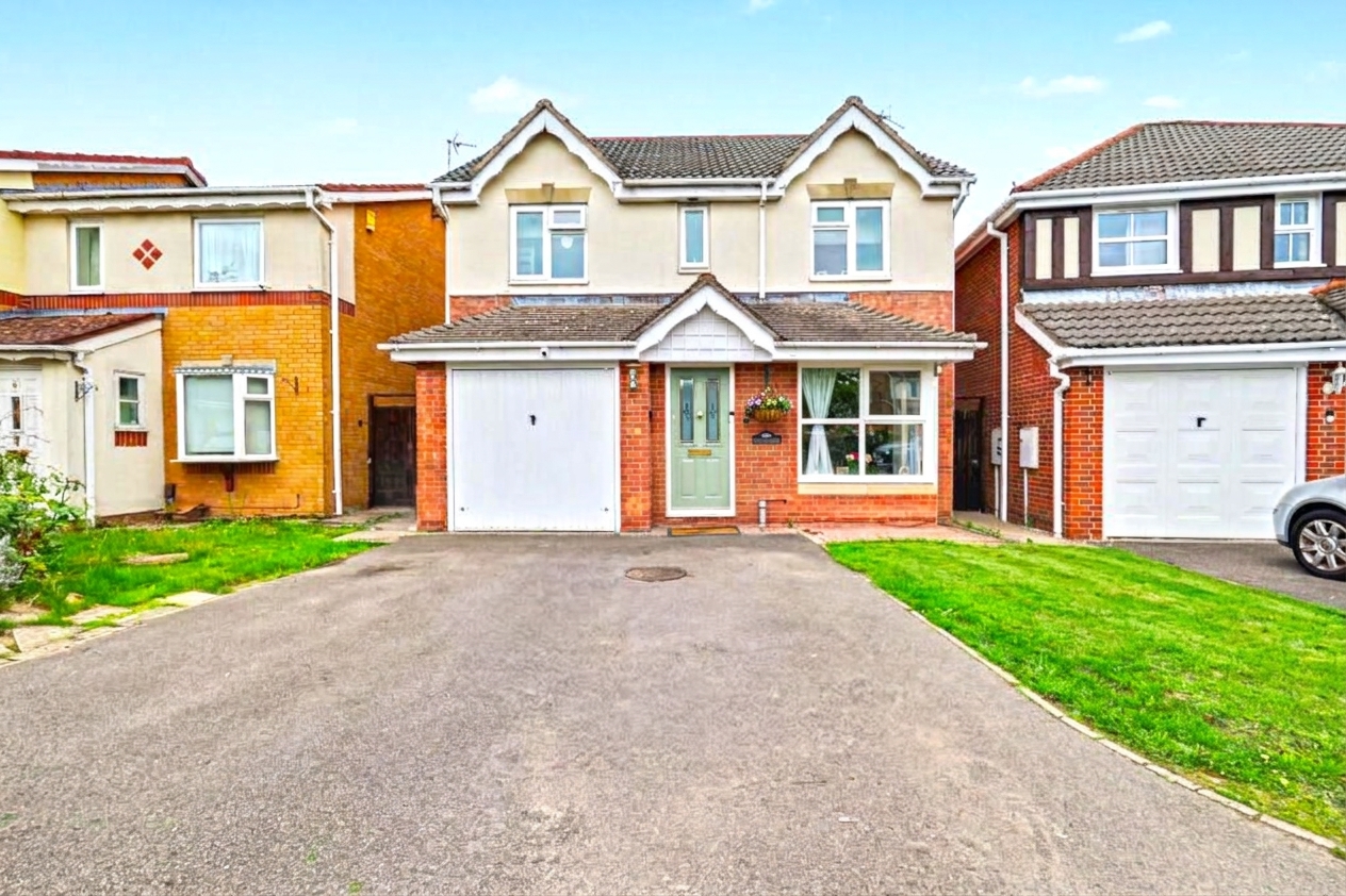 4 bedroom detached house for sale, Jewsbury Way, Leicester, LE3