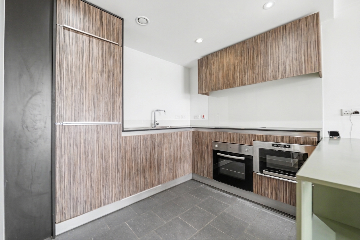 2 bedroom flat for sale, Phoenix Square, Leicester, LE1