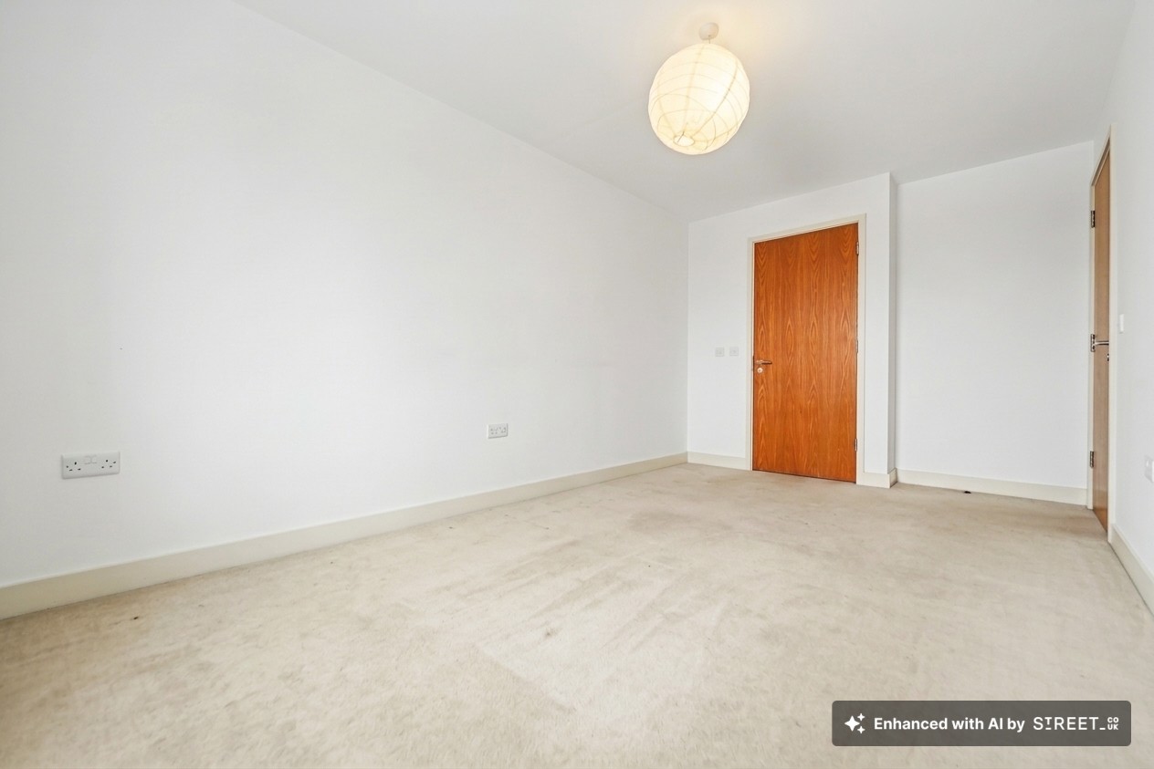2 bedroom flat for sale, Phoenix Square, Leicester, LE1