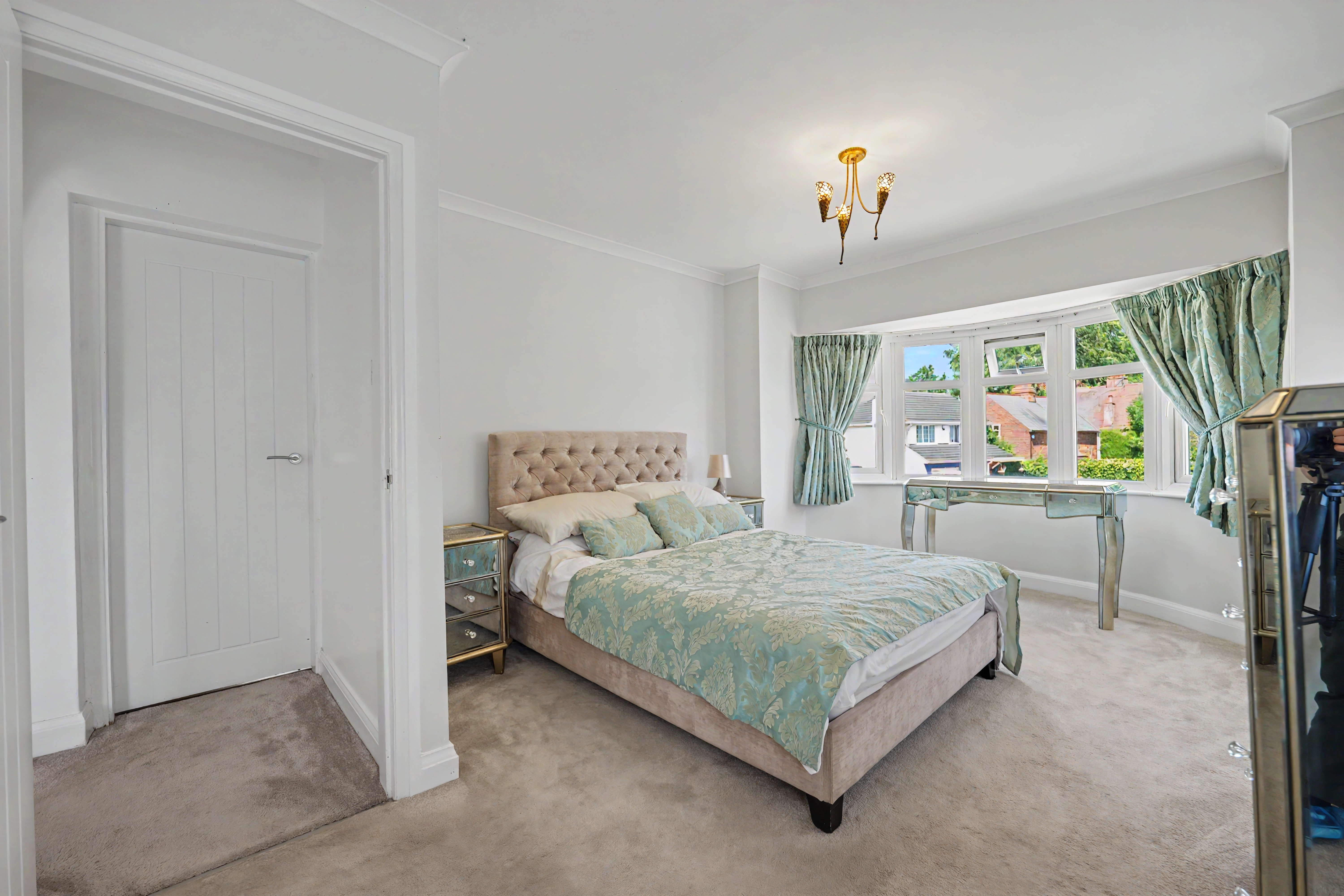 4 bedroom detached house for sale, Stanley Drive, Leicester, LE5