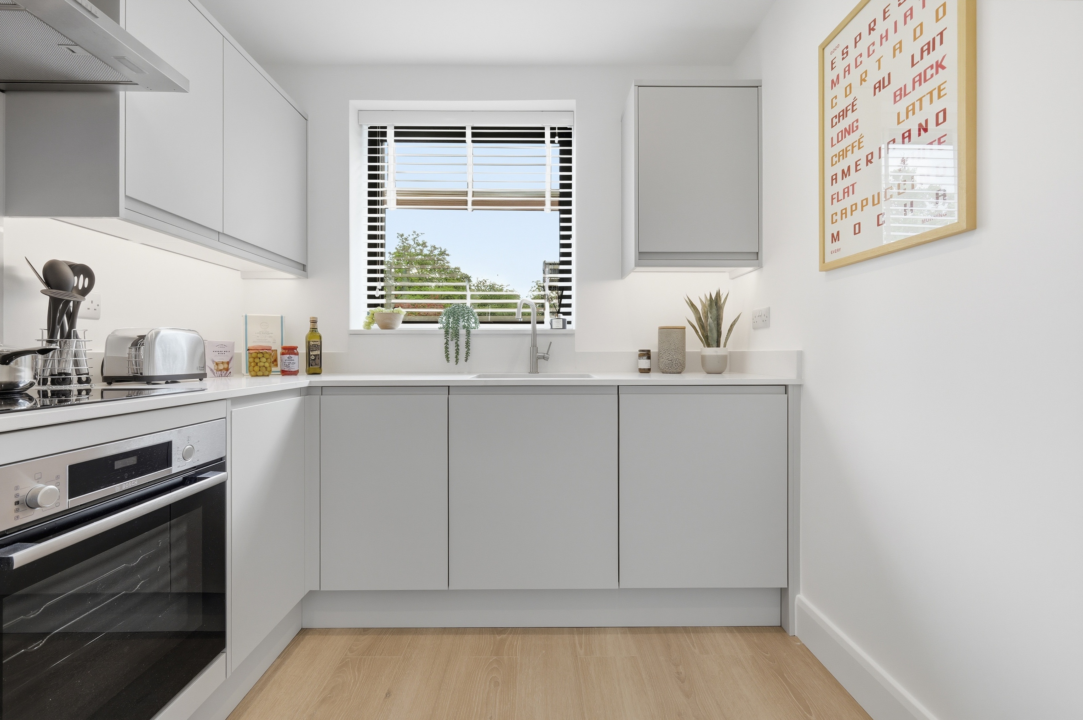 3 bedroom terraced house for sale, Shield Walk, Woodford Green, IG8, photo 6 of 18