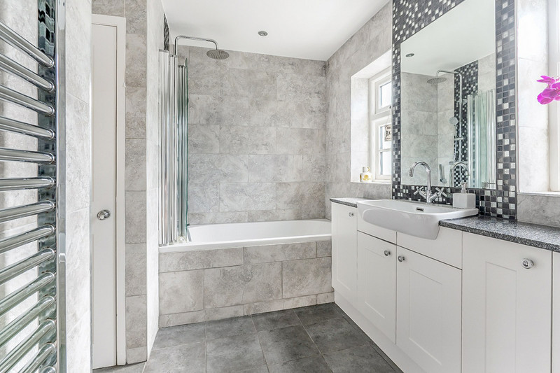 4 bedroom for sale, Dugdale Cottage Kimpton Lane, Andover, SP11, photo 9 of 18