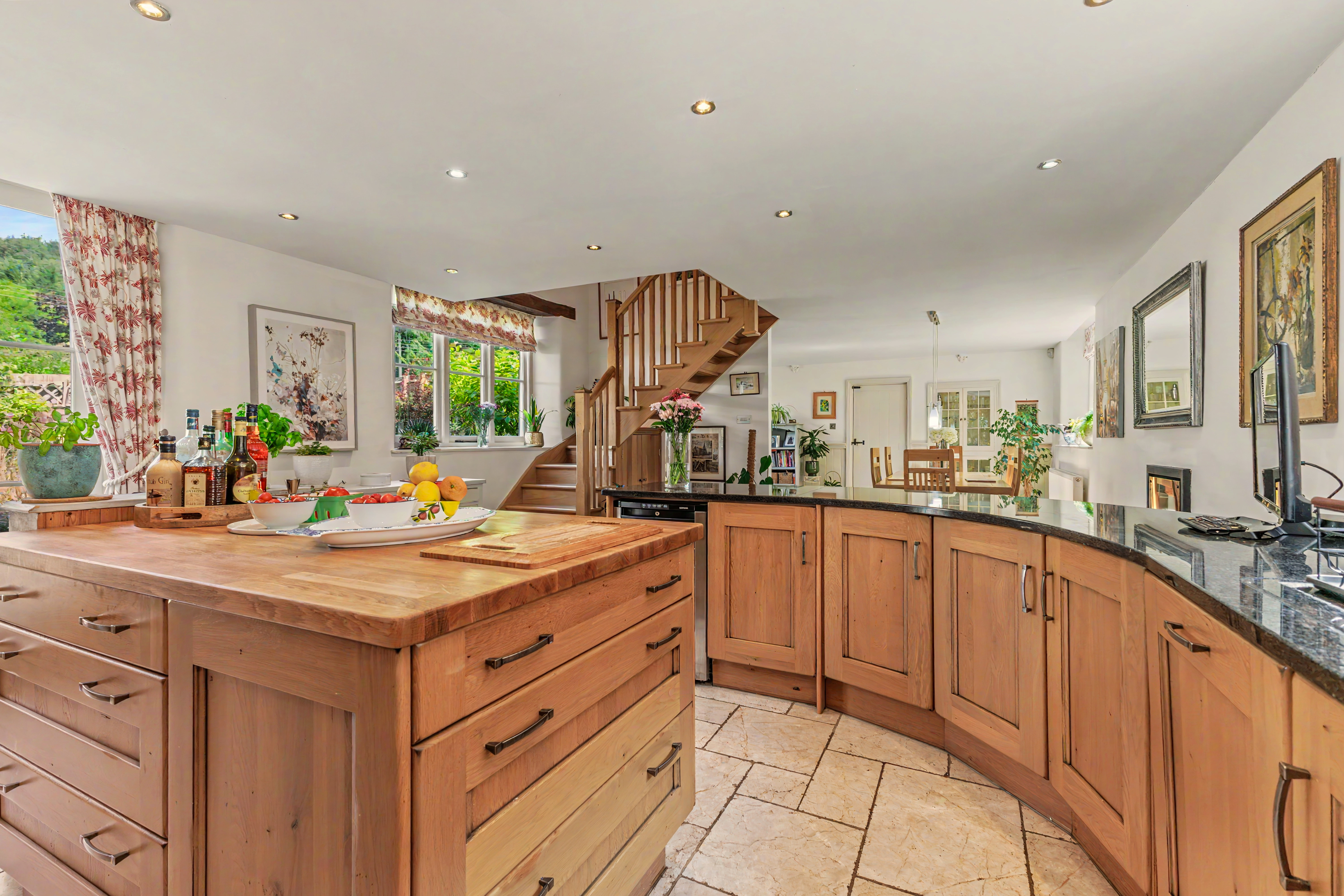 4 bedroom semi detached house for sale, Church Cottage, Southam, CV47