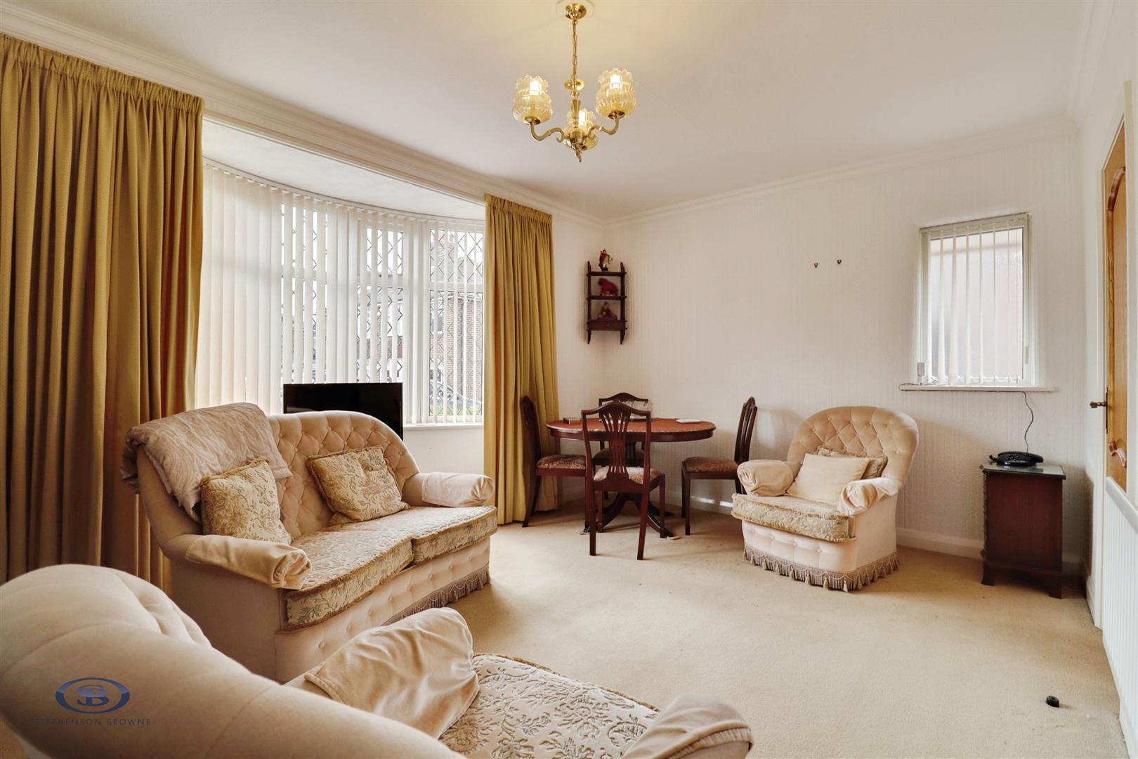 2 bedroom house for sale, Rudyard Grove, Newcastle, ST5, photo 2
