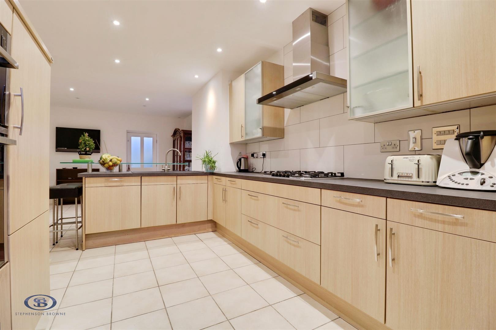 6 bedroom house for sale, The Gardens Lawton Hall Drive, Stoke-On-Trent, ST7, photo 10 of 20