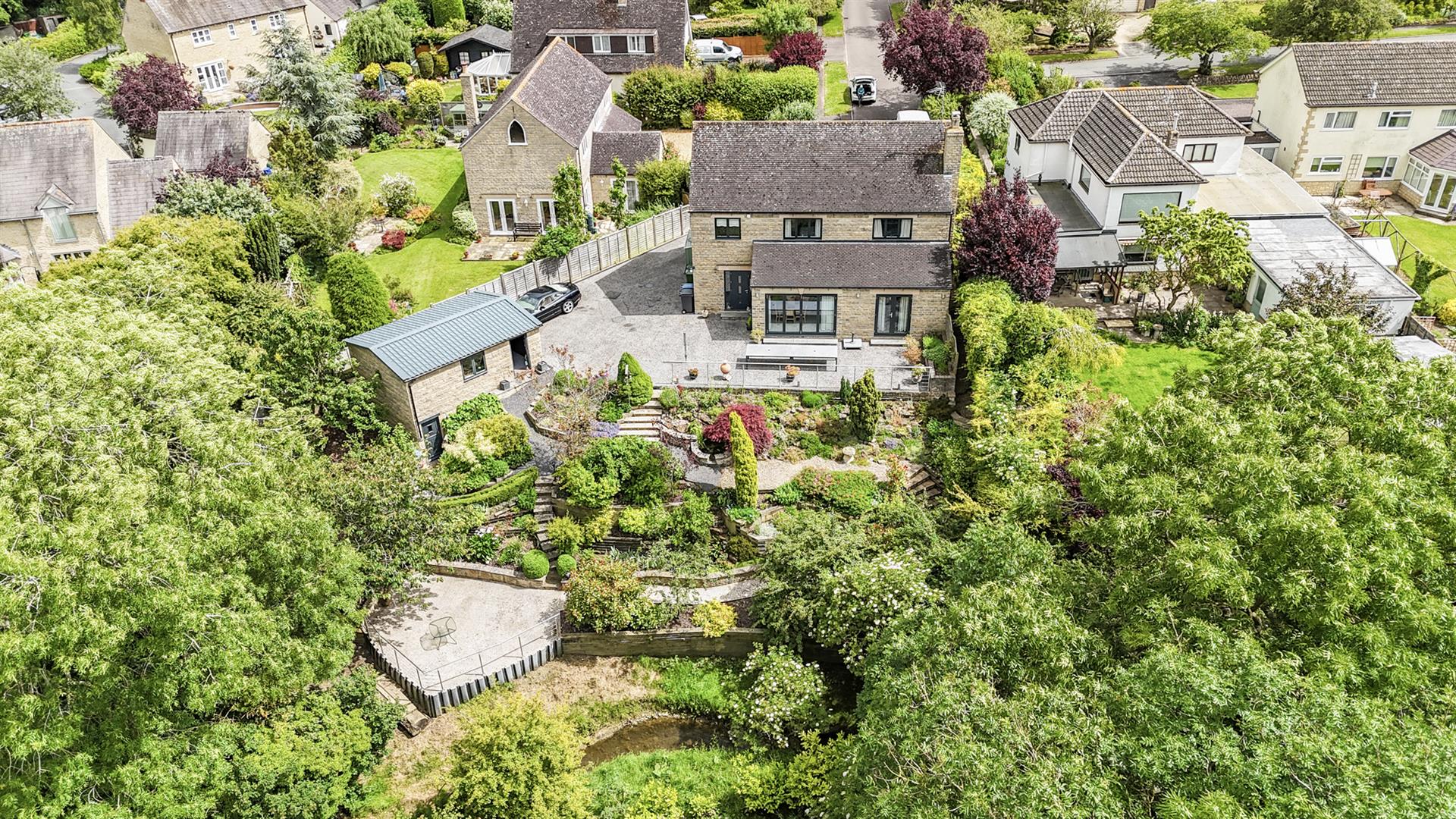 4 bedroom detached house for sale, Brook House Cotswold Close, Shipston-On-Stour, CV36