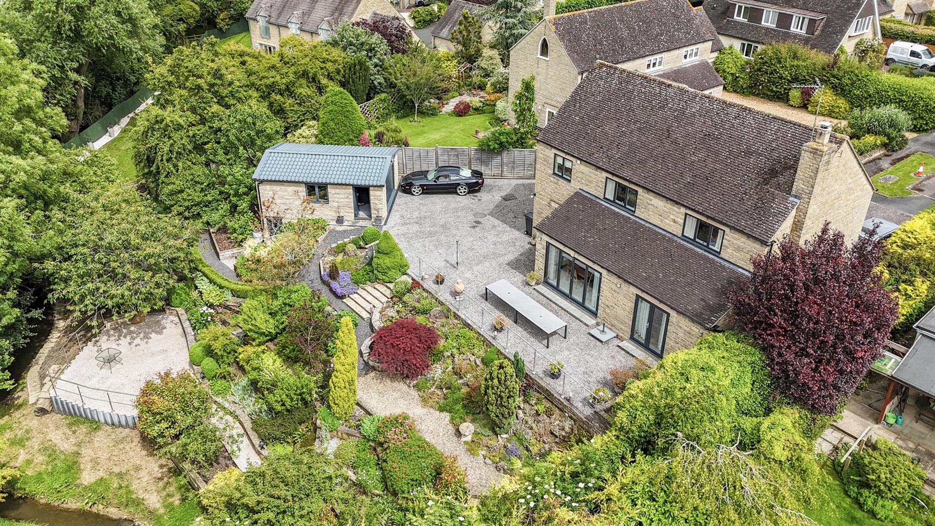 4 bedroom detached house for sale, Brook House Cotswold Close, Shipston-On-Stour, CV36
