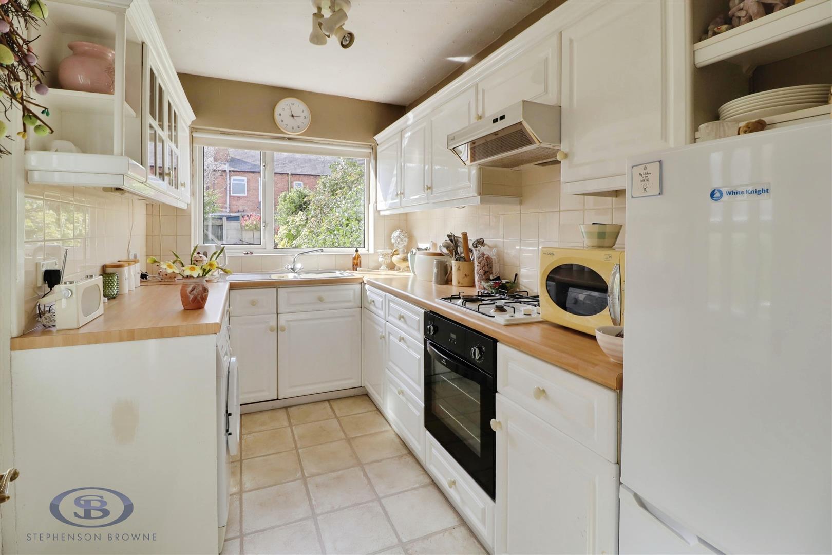 2 bedroom house for sale, Minshull New Road, Crewe, CW1, photo 2