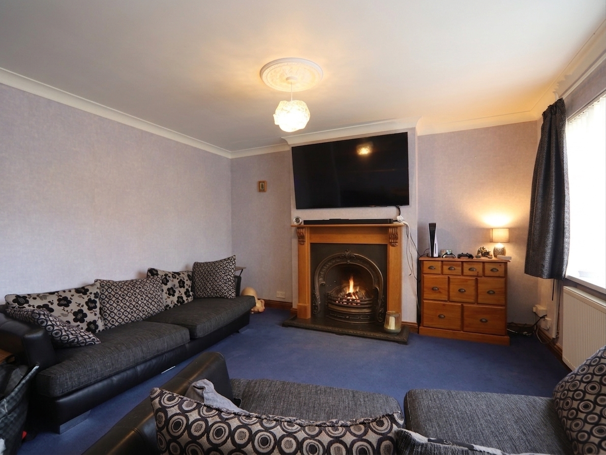 4 bedroom semi detached house for sale, Elgar Crescent, Cardiff, CF3, photo 8 of 20