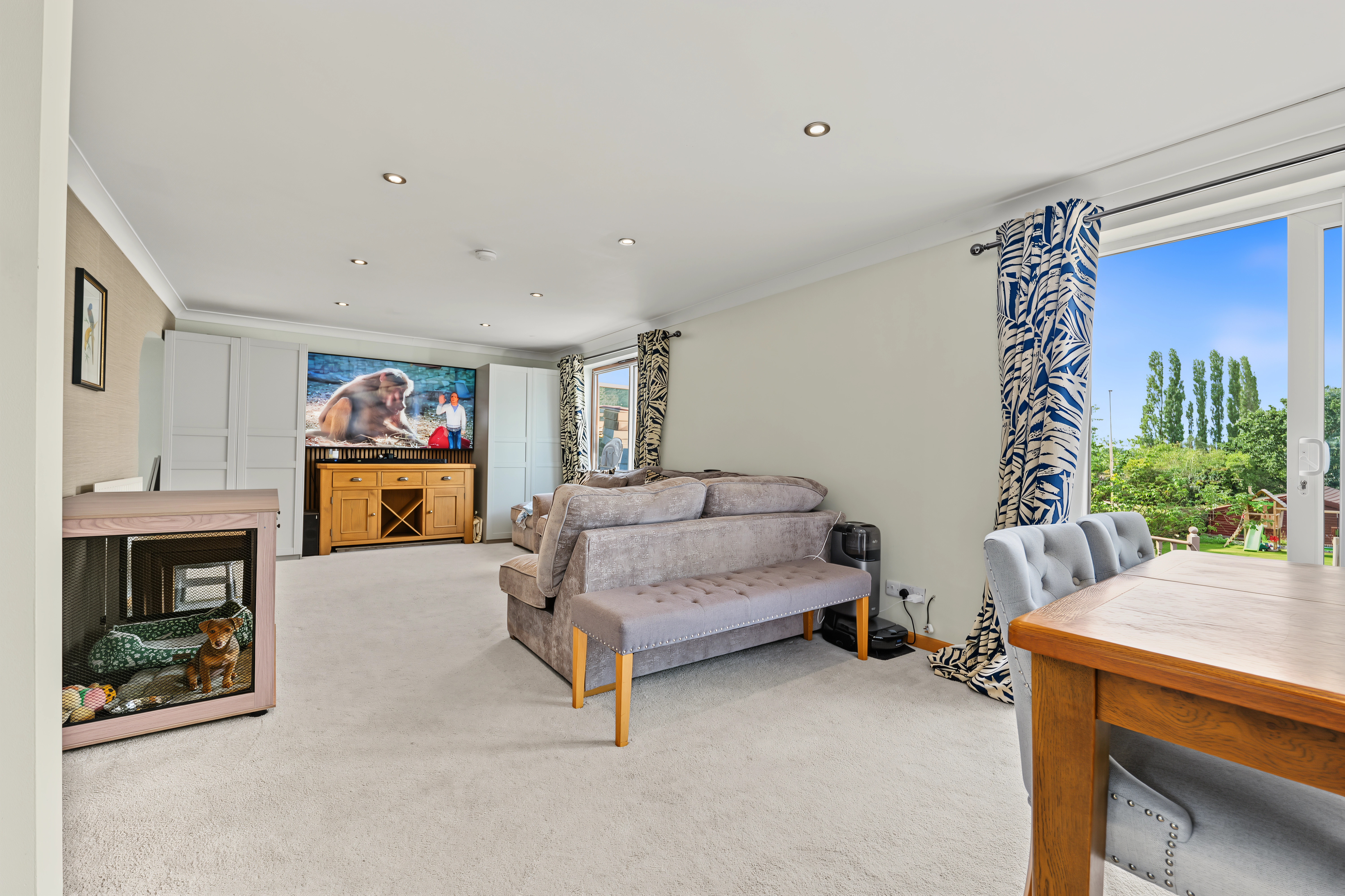 4 bedroom detached house for sale, Burton Road, Swadlincote, DE12, photo 4