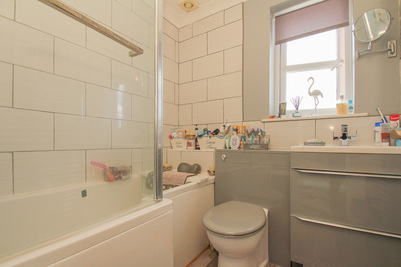 2 bedroom for sale, Haven Quays, Canvey Island, SS8, photo 9 of 14