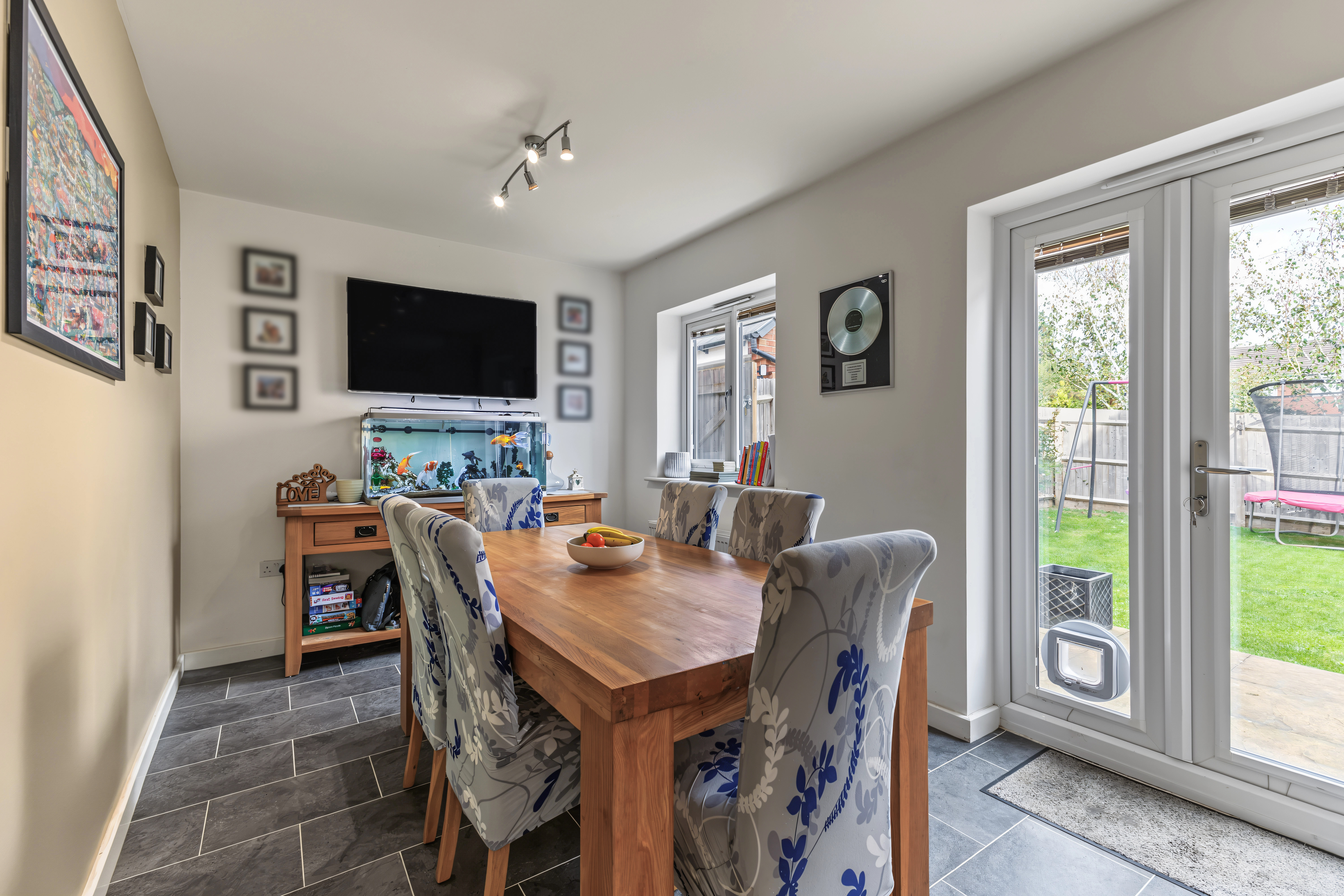 4 bedroom detached house for sale, Enstone Way, Evesham, WR11