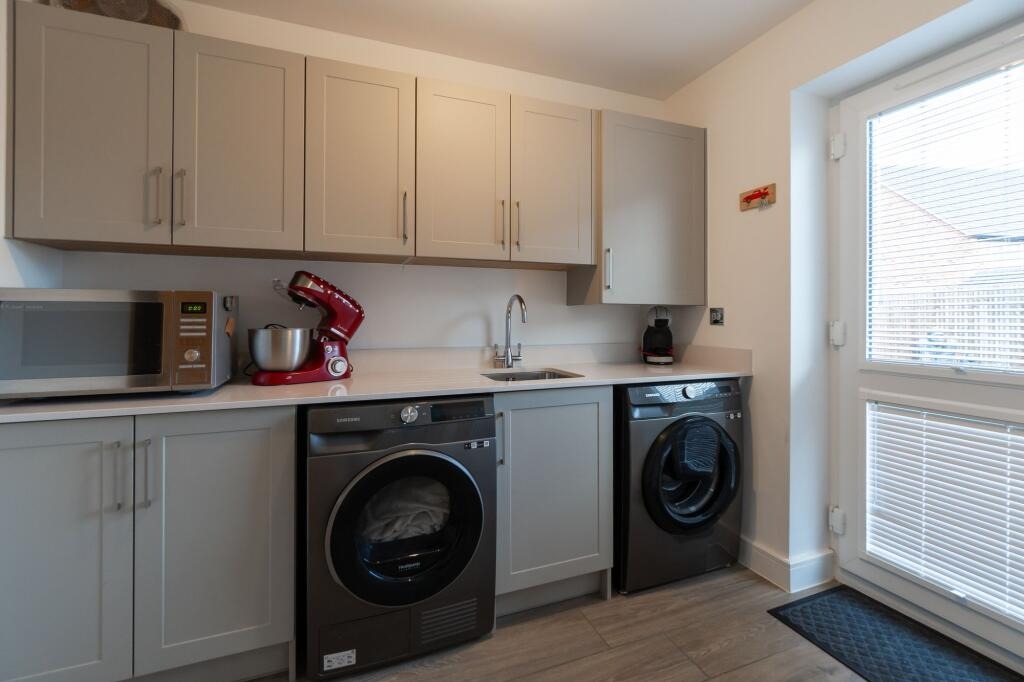 4 bedroom detached house for sale, Ethelred Close, Coventry, CV4, photo 13 of 20