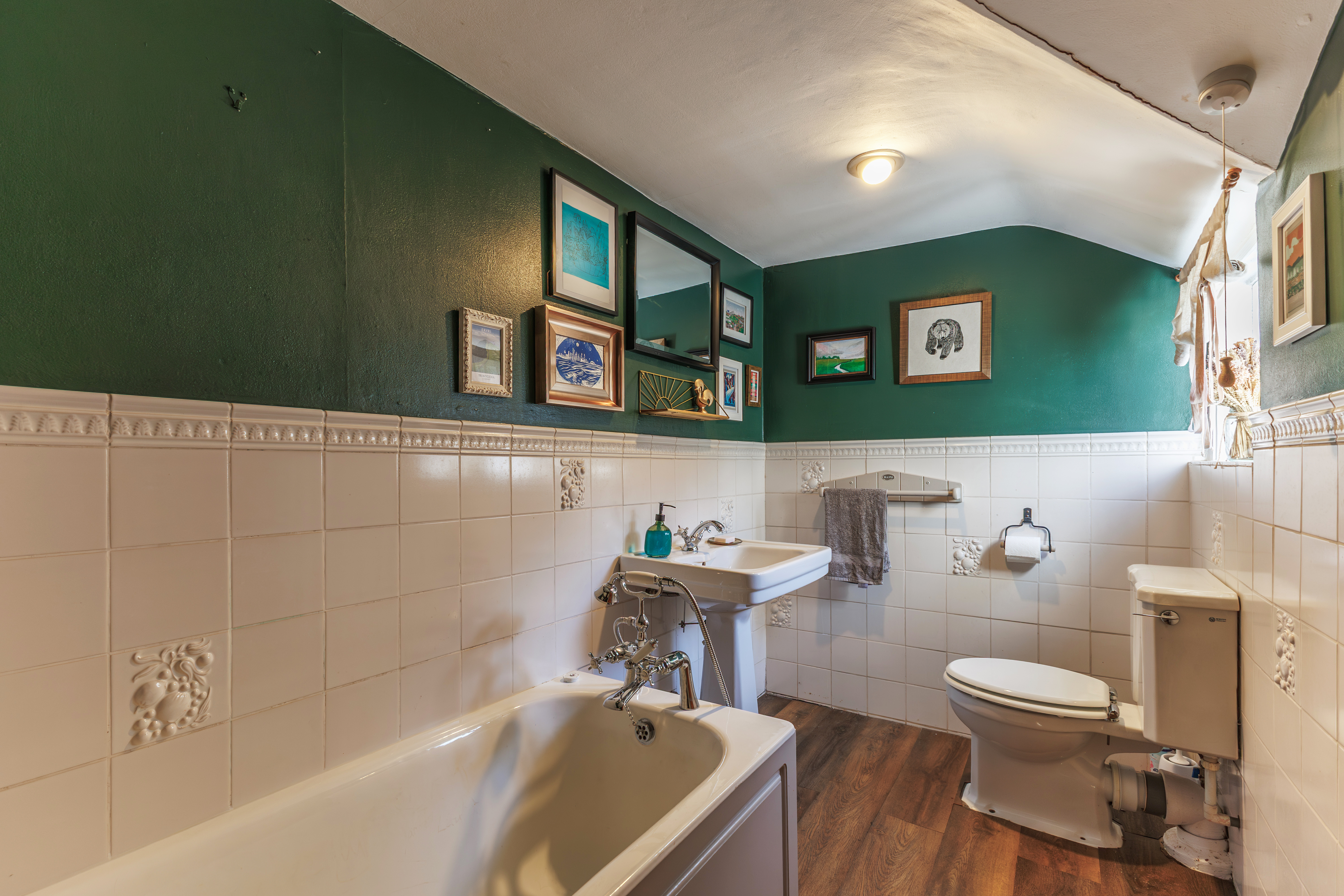 3 bedroom semi detached cottage for sale, Oak House The Green, Evesham, WR11