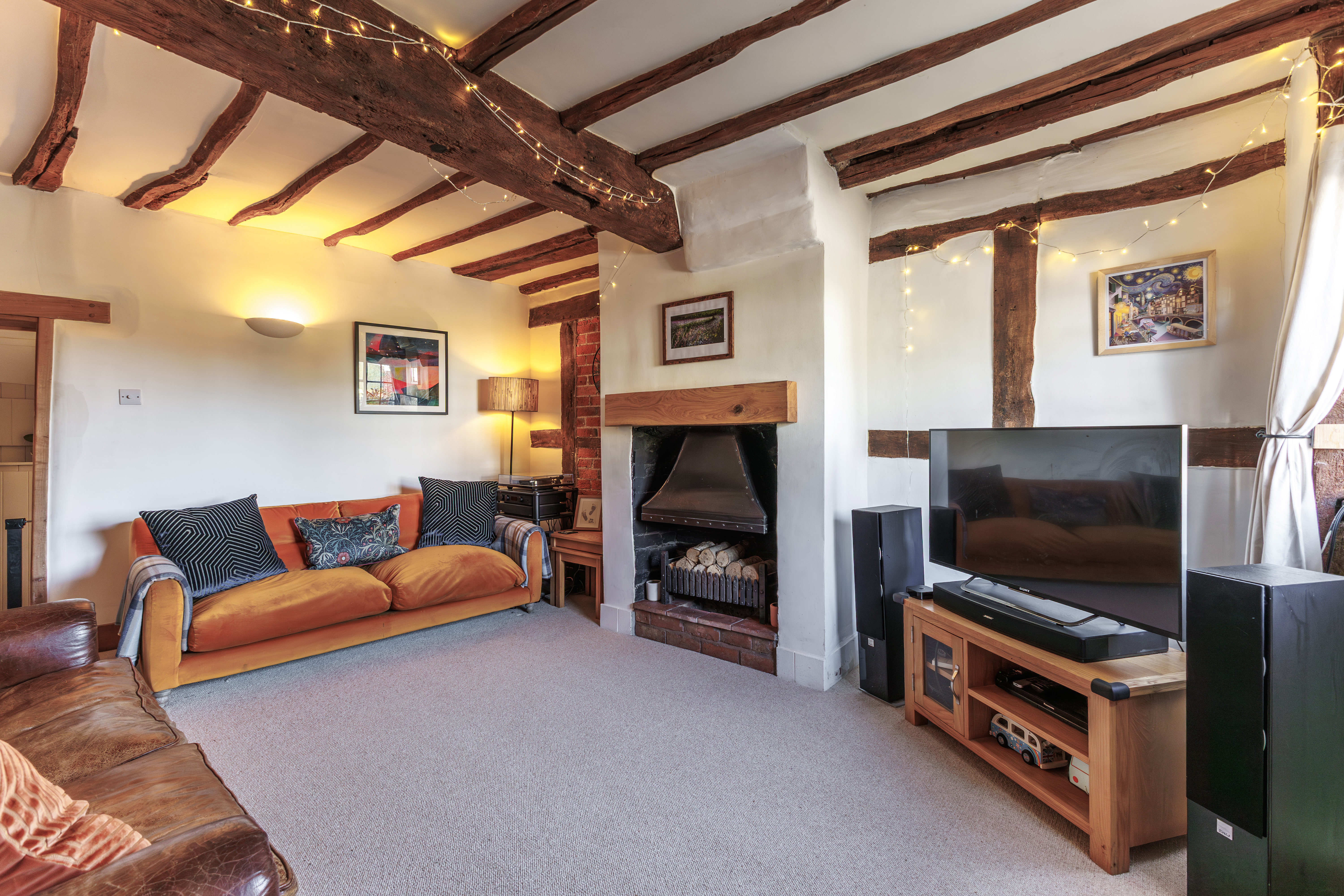 3 bedroom semi detached cottage for sale, Oak House The Green, Evesham, WR11