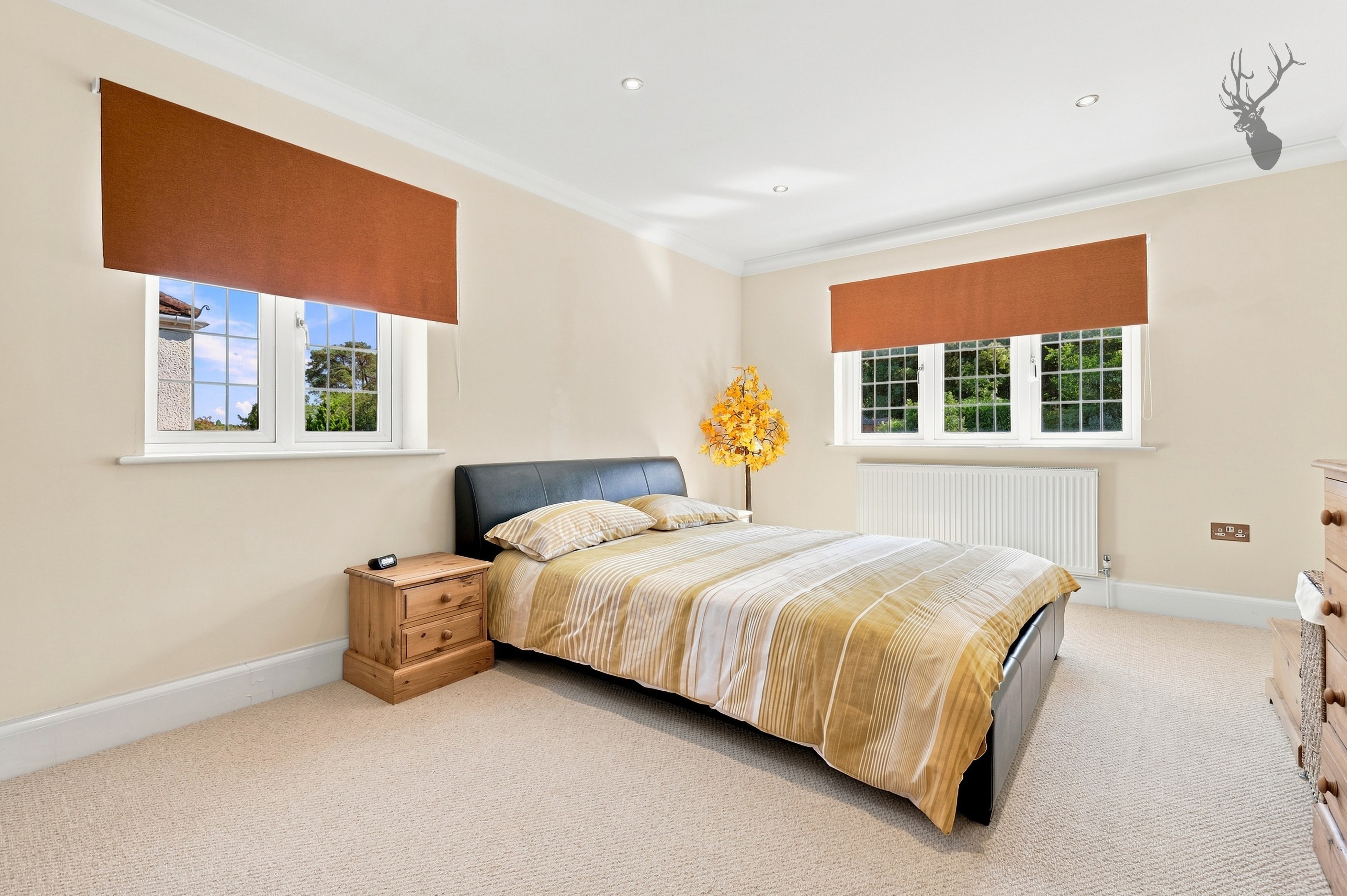 5 bedroom detached house for sale, Morgan Crescent, Epping, CM16, photo 3