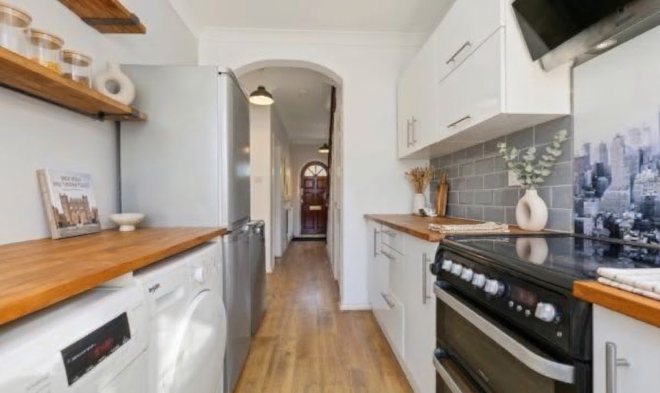 3 bedroom semi detached house for sale, Parklands Drive, Loughborough, LE11