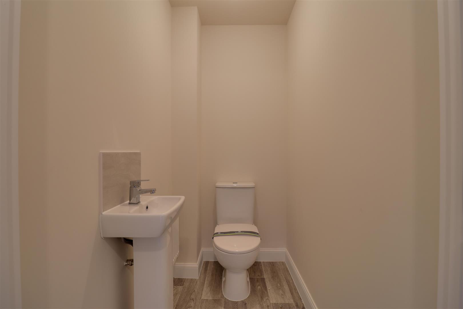 3 bedroom house for sale, Pembrey Drive, Stoke-On-Trent, ST4, photo 6 of 18