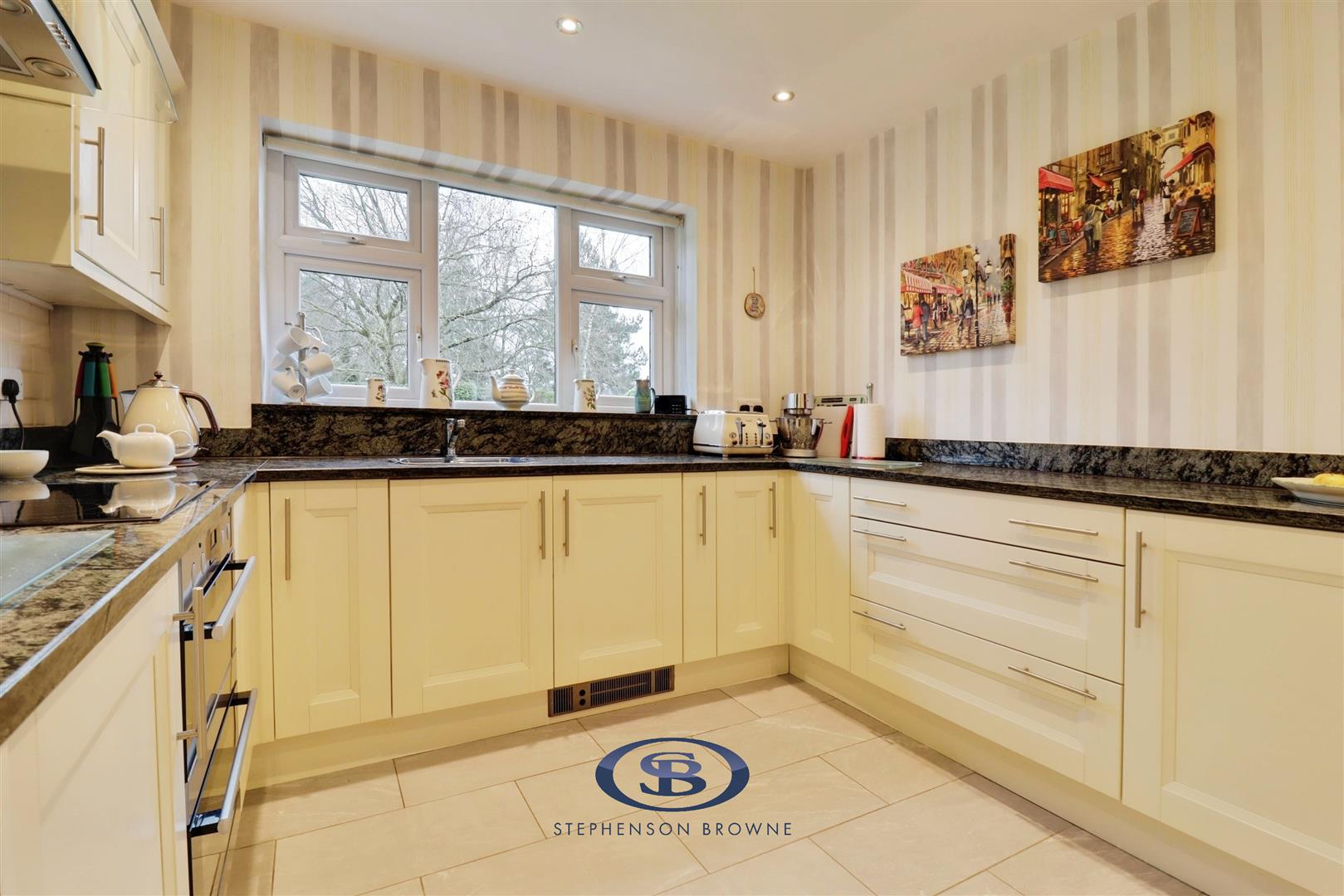 4 bedroom house for sale, Middlewich Road, Sandbach, CW11, photo 10 of 20