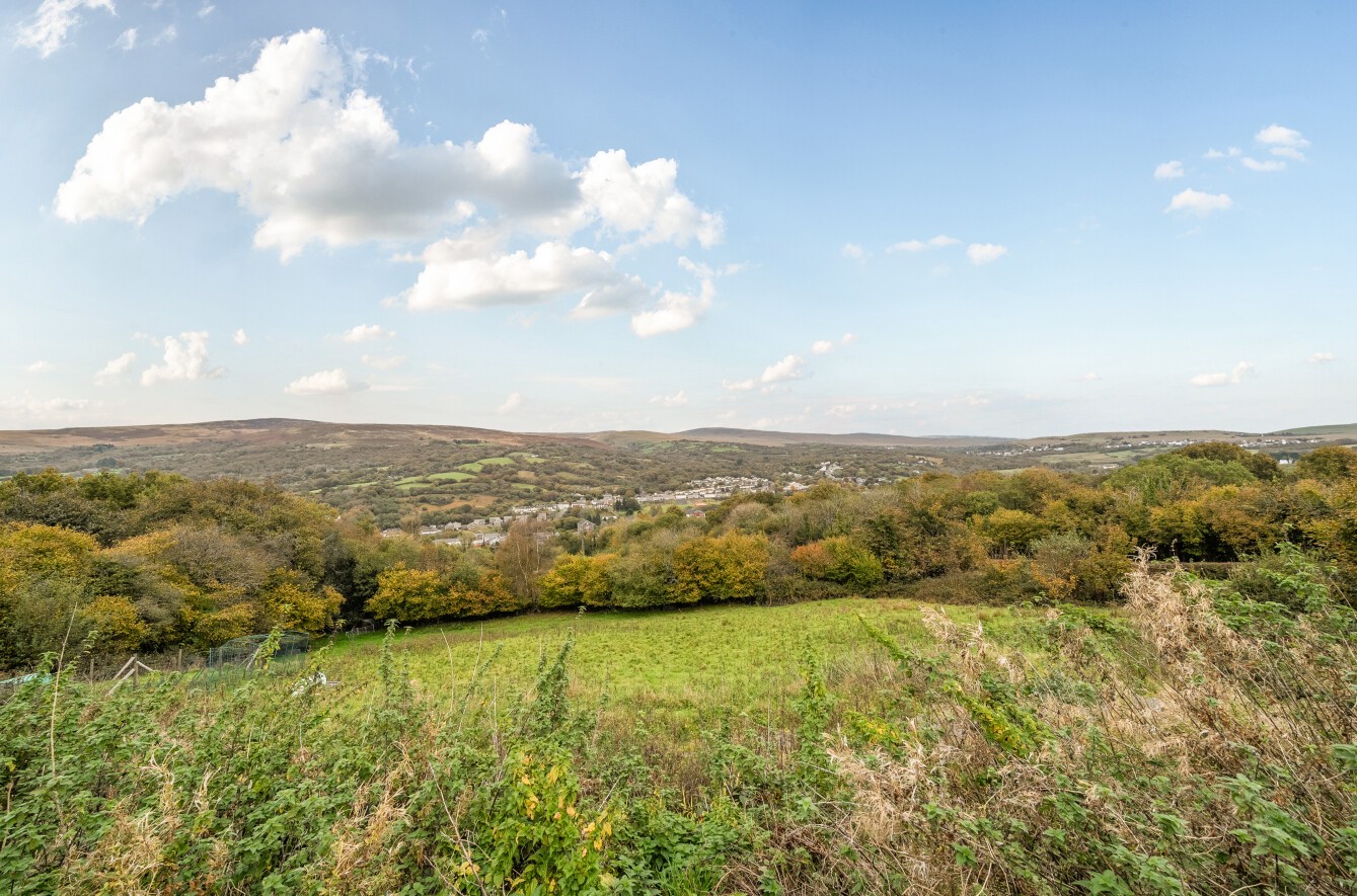 5 bedroom detached house for sale, Gelli Ceidrim Farm Ceidrim Road, Ammanford, SA18