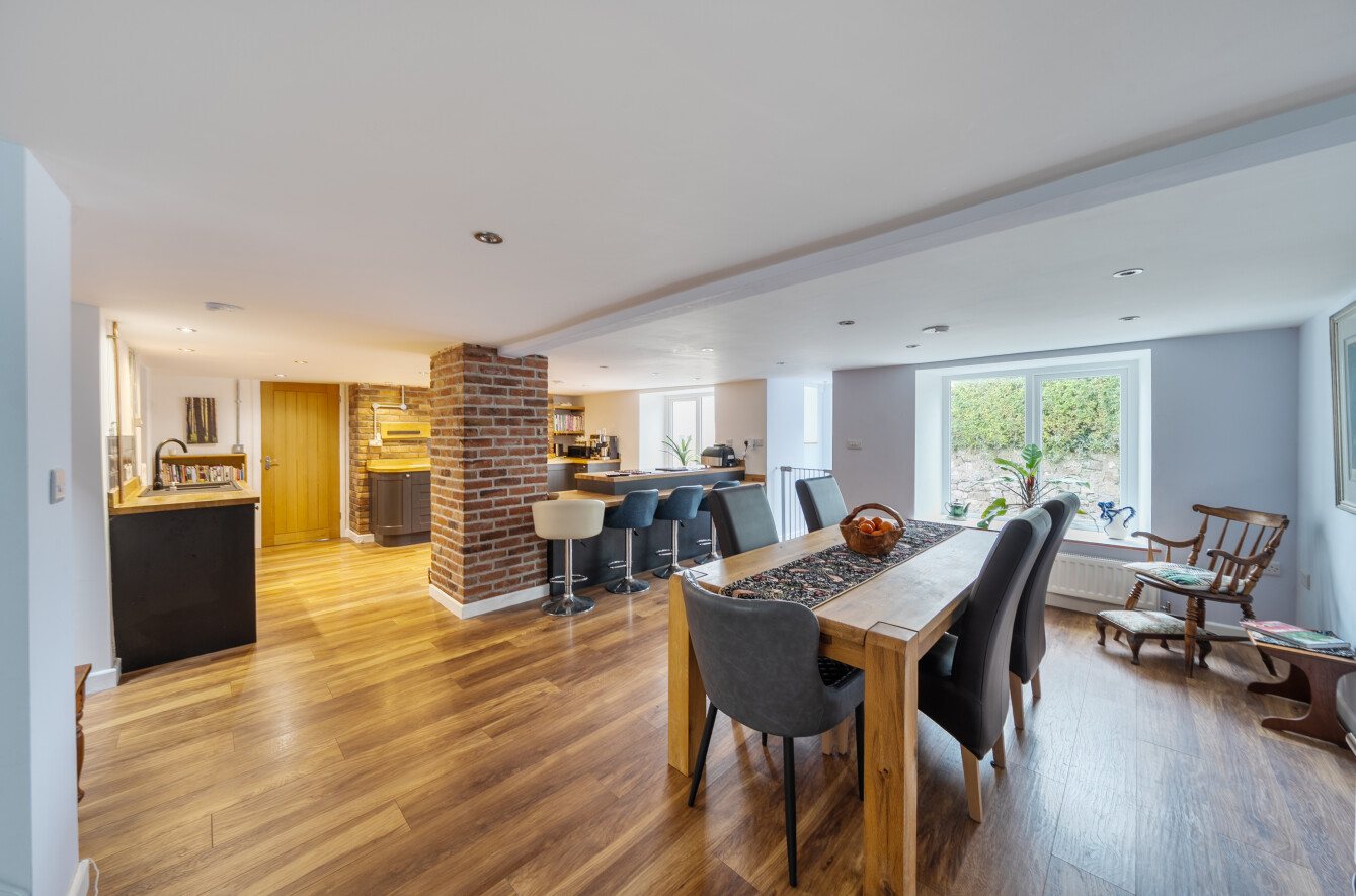 5 bedroom detached house for sale, Gelli Ceidrim Farm Ceidrim Road, Ammanford, SA18