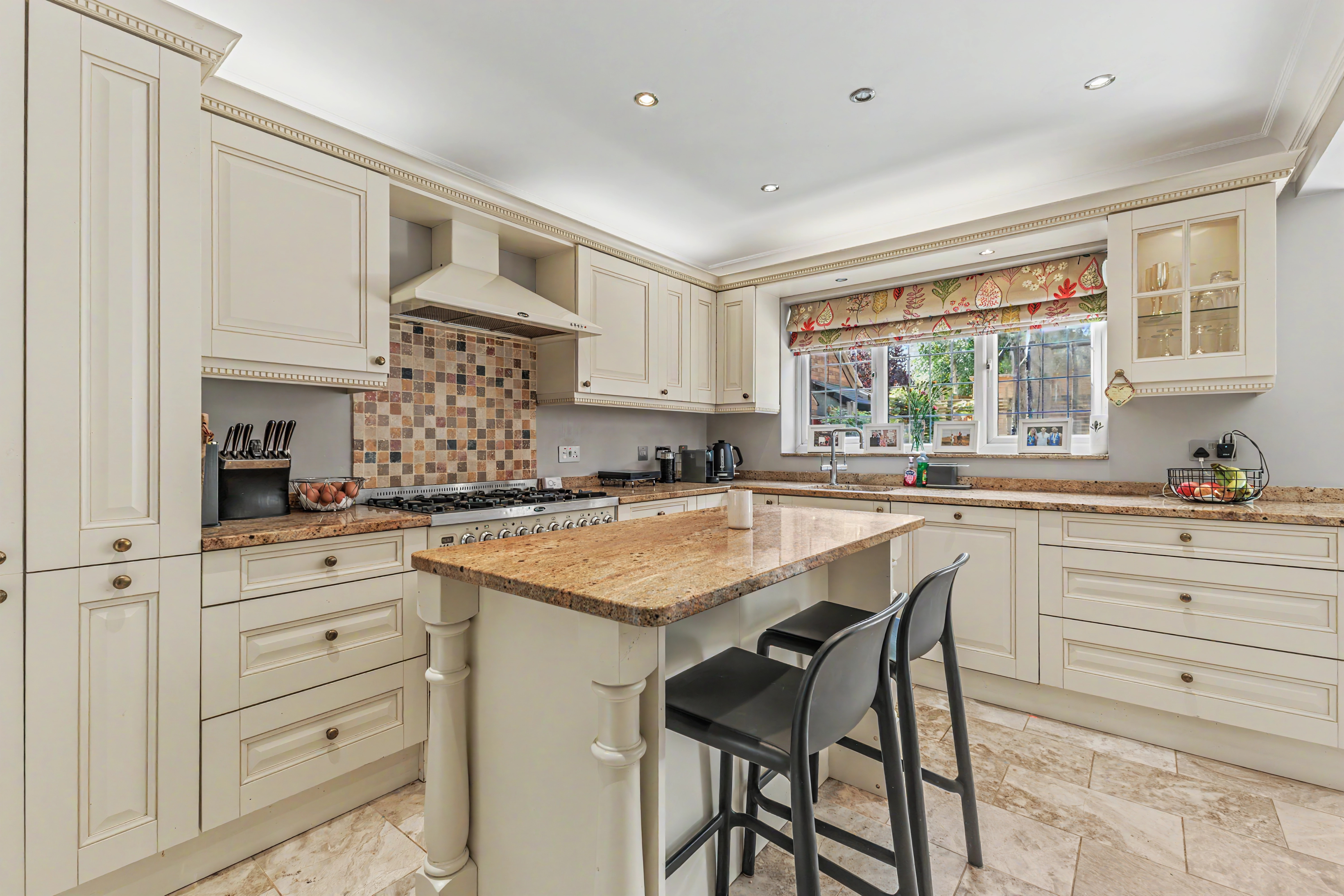 4 bedroom detached house for sale, Millfield, Evesham, WR11