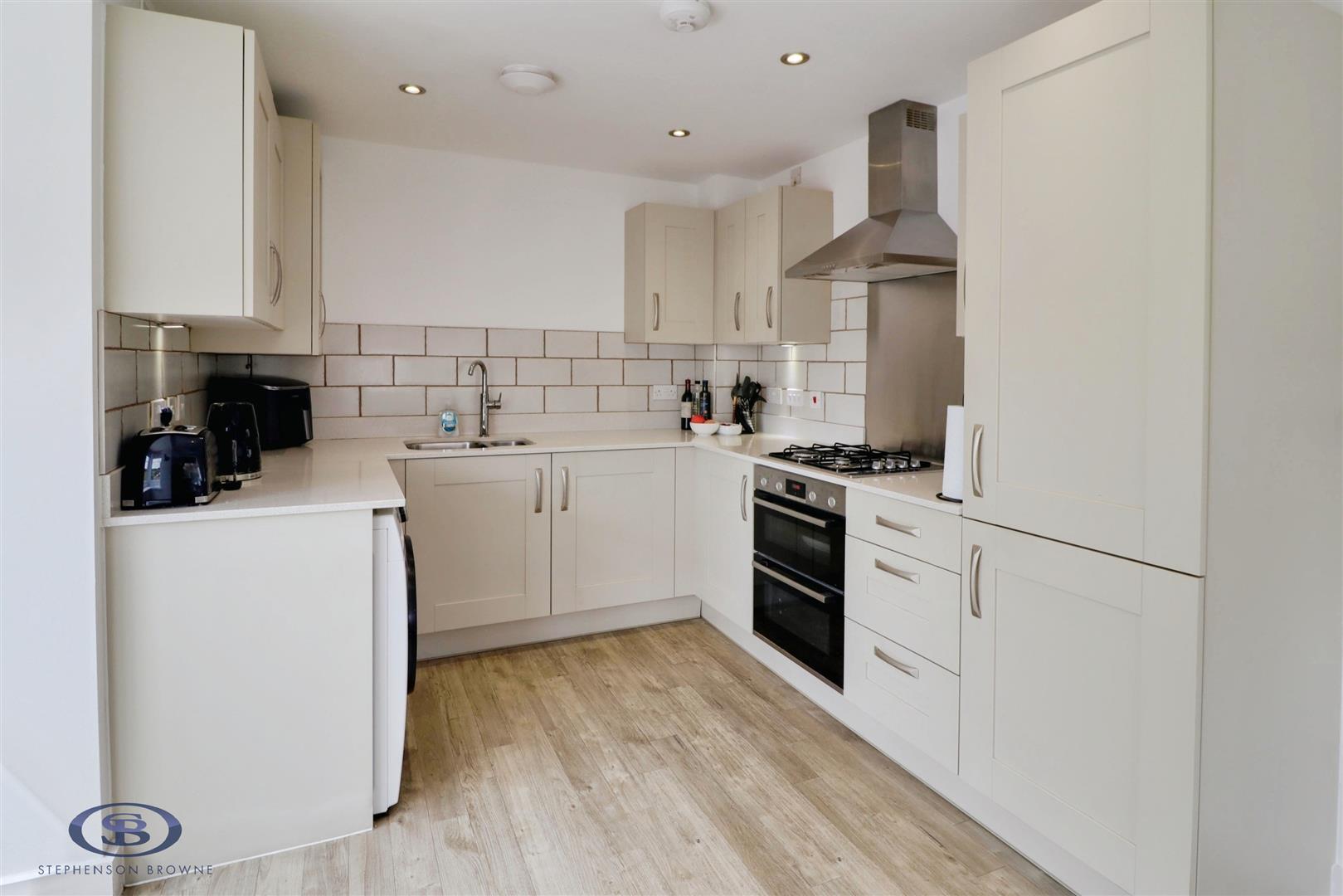 3 bedroom house for sale, John Hammond Close, Crewe, CW2, photo 2