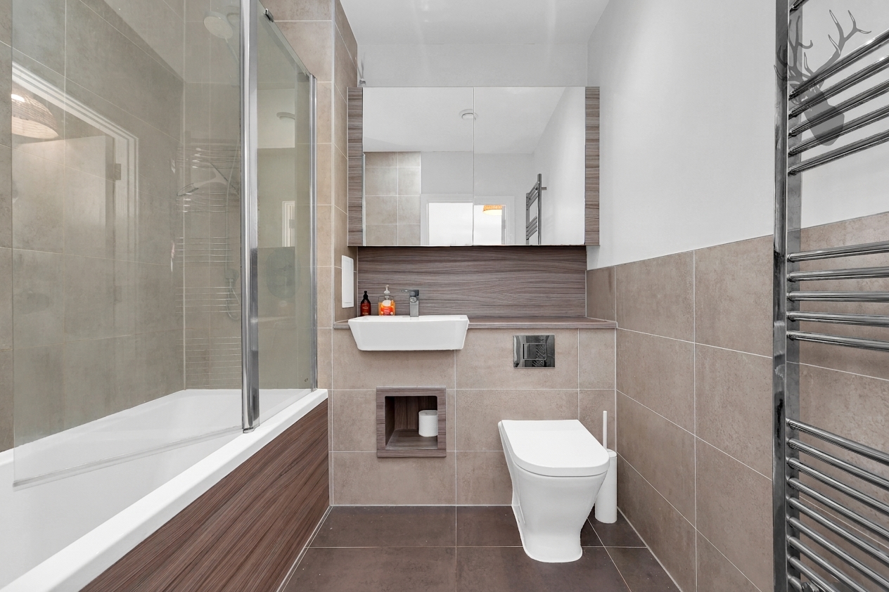 2 bedroom flat for sale, Shackle Court, London, E3, photo 11 of 16